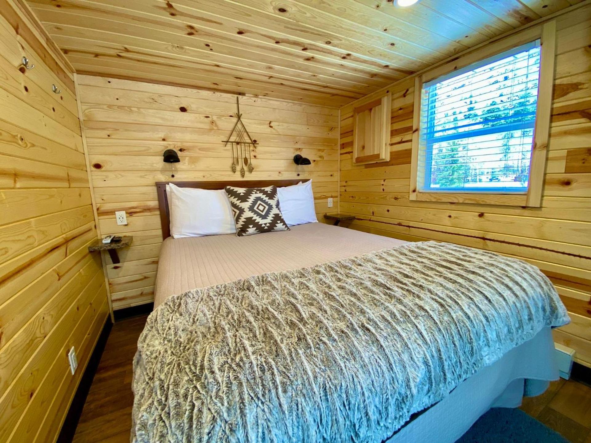 Ouray Riverside Resort - Inn & Cabins photo 36