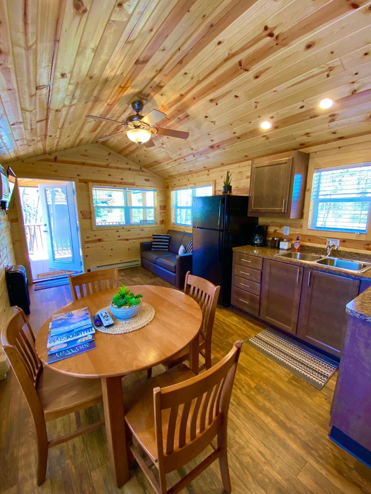 Ouray Riverside Resort - Inn & Cabins photo 41