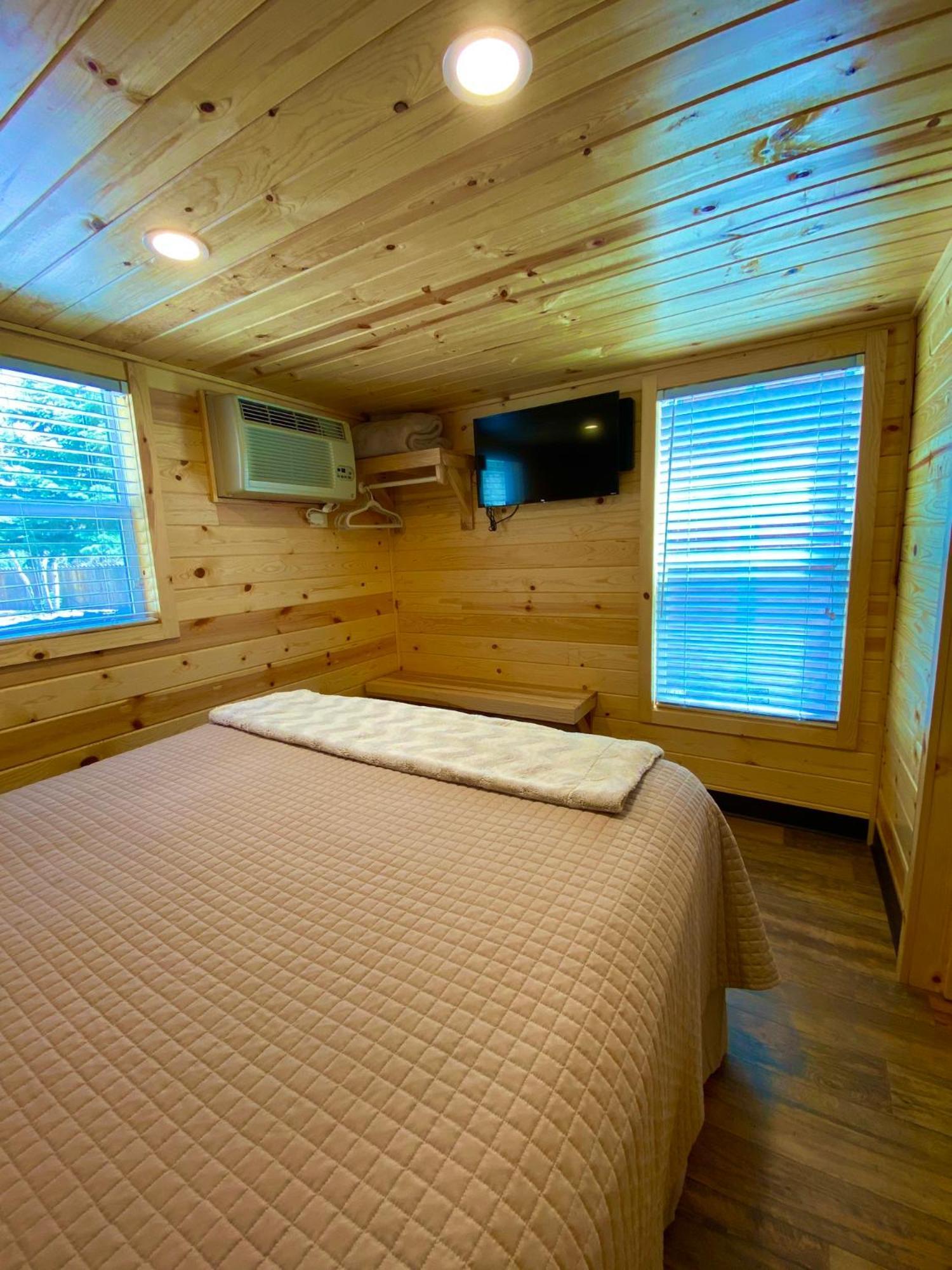 Ouray Riverside Resort - Inn & Cabins photo 42