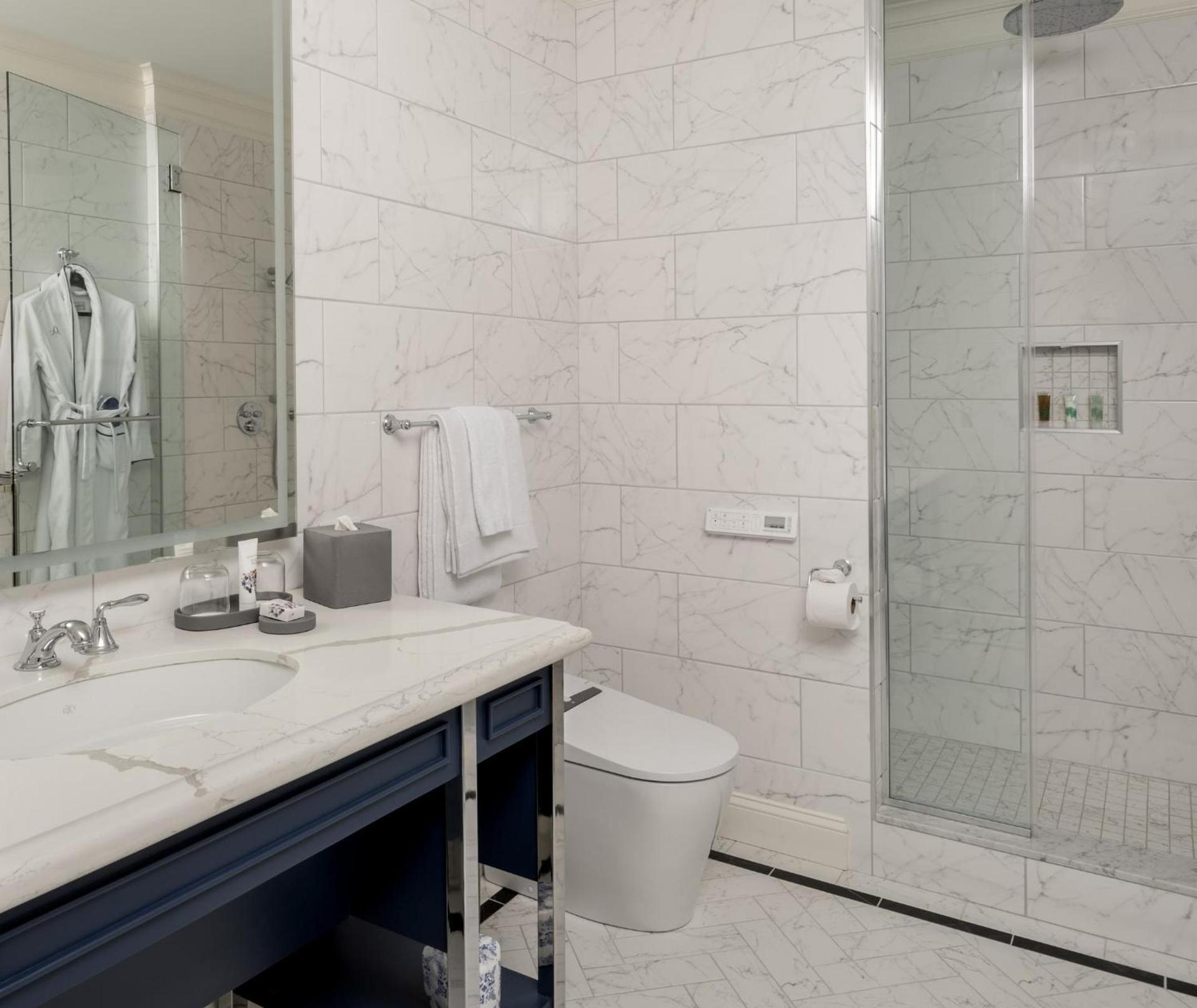 The Adelphi Hotel photo 51