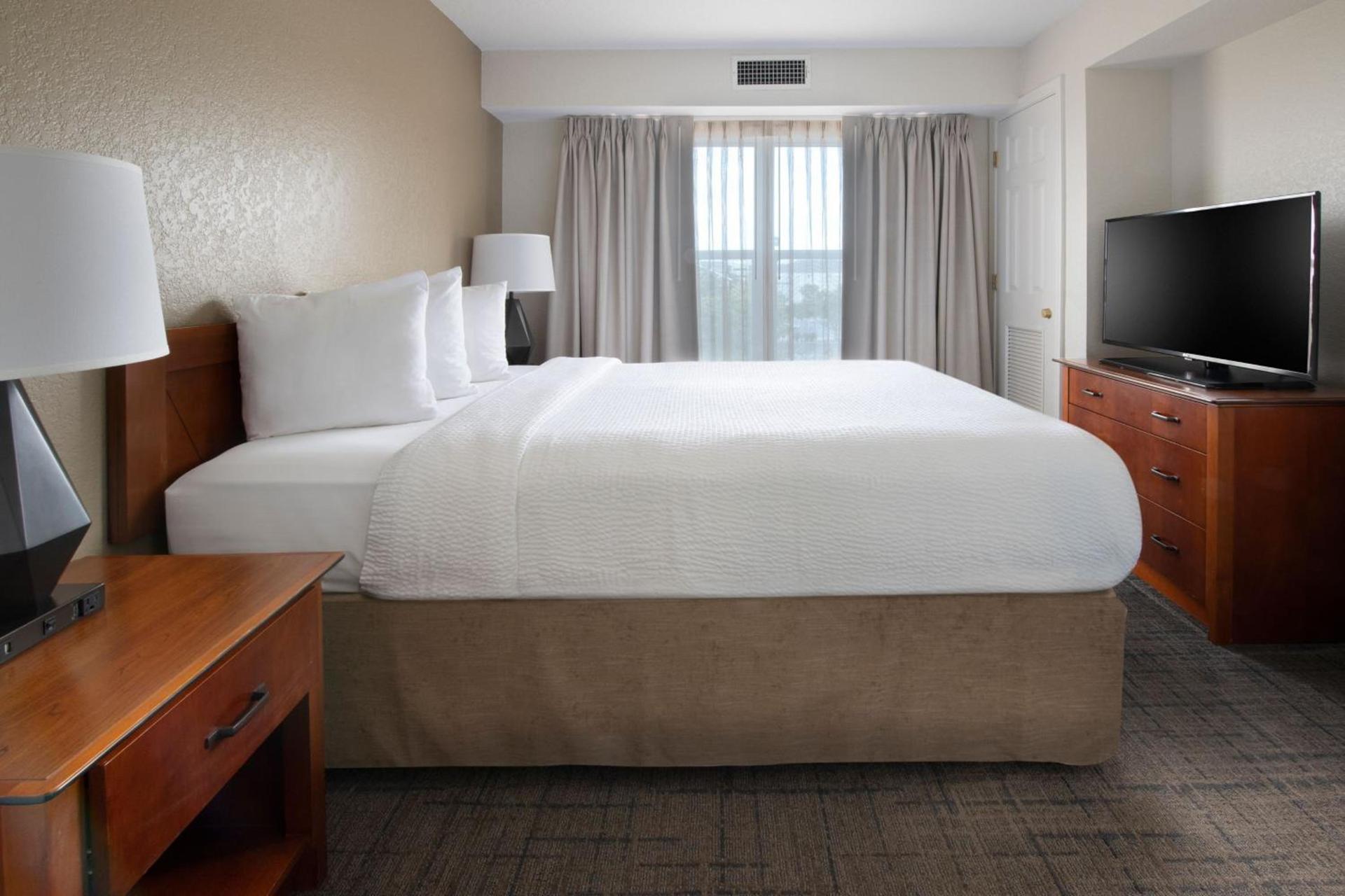 Residence Inn by Marriott Rogers photo 8