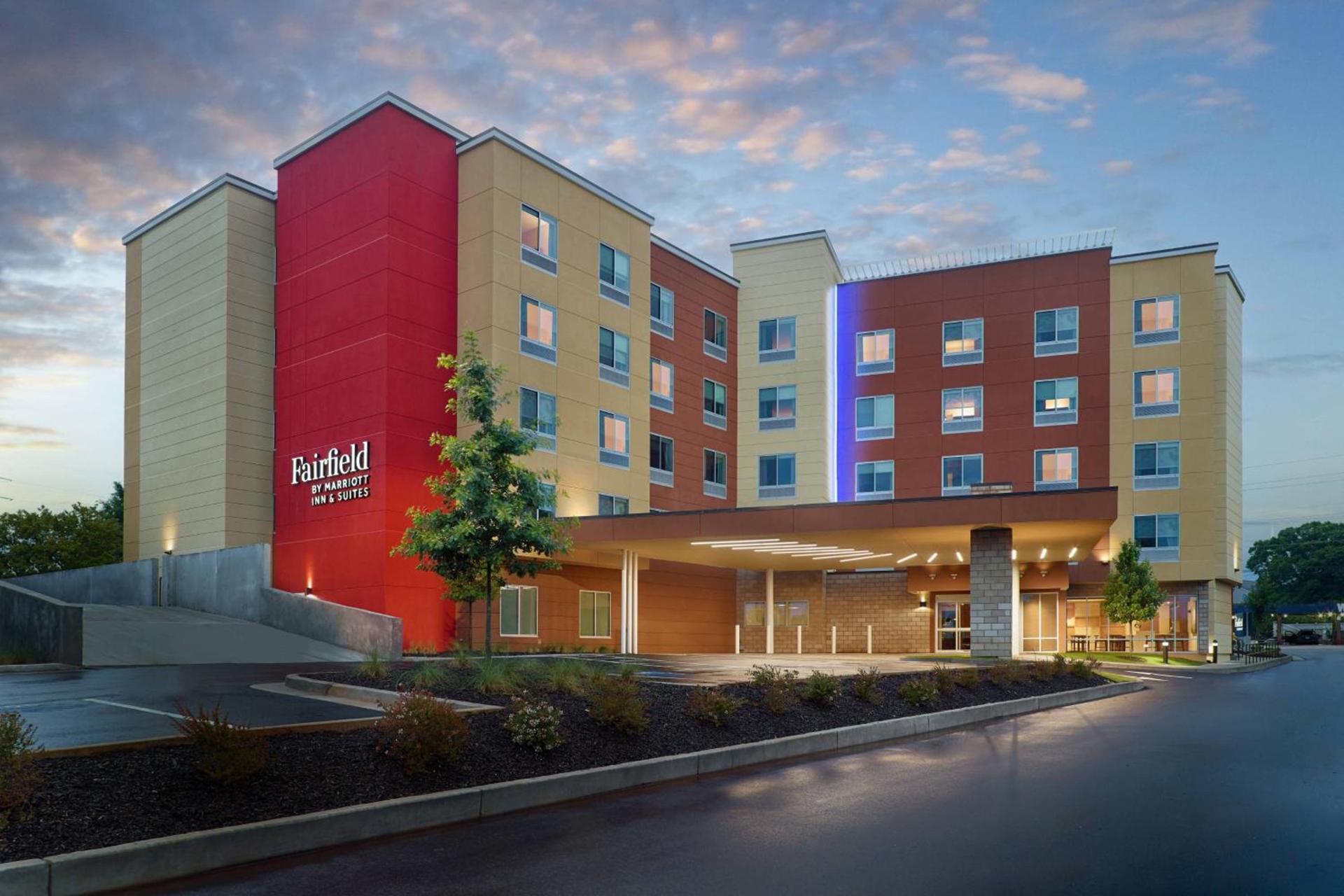 Fairfield Inn & Suites by Marriott Athens-University Area — hotel in Athens