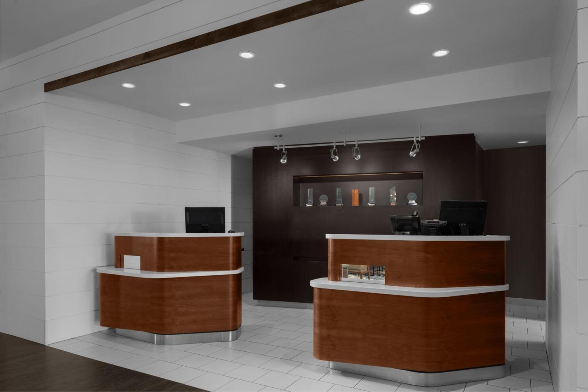 Courtyard by Marriott Charleston Summerville photo 2