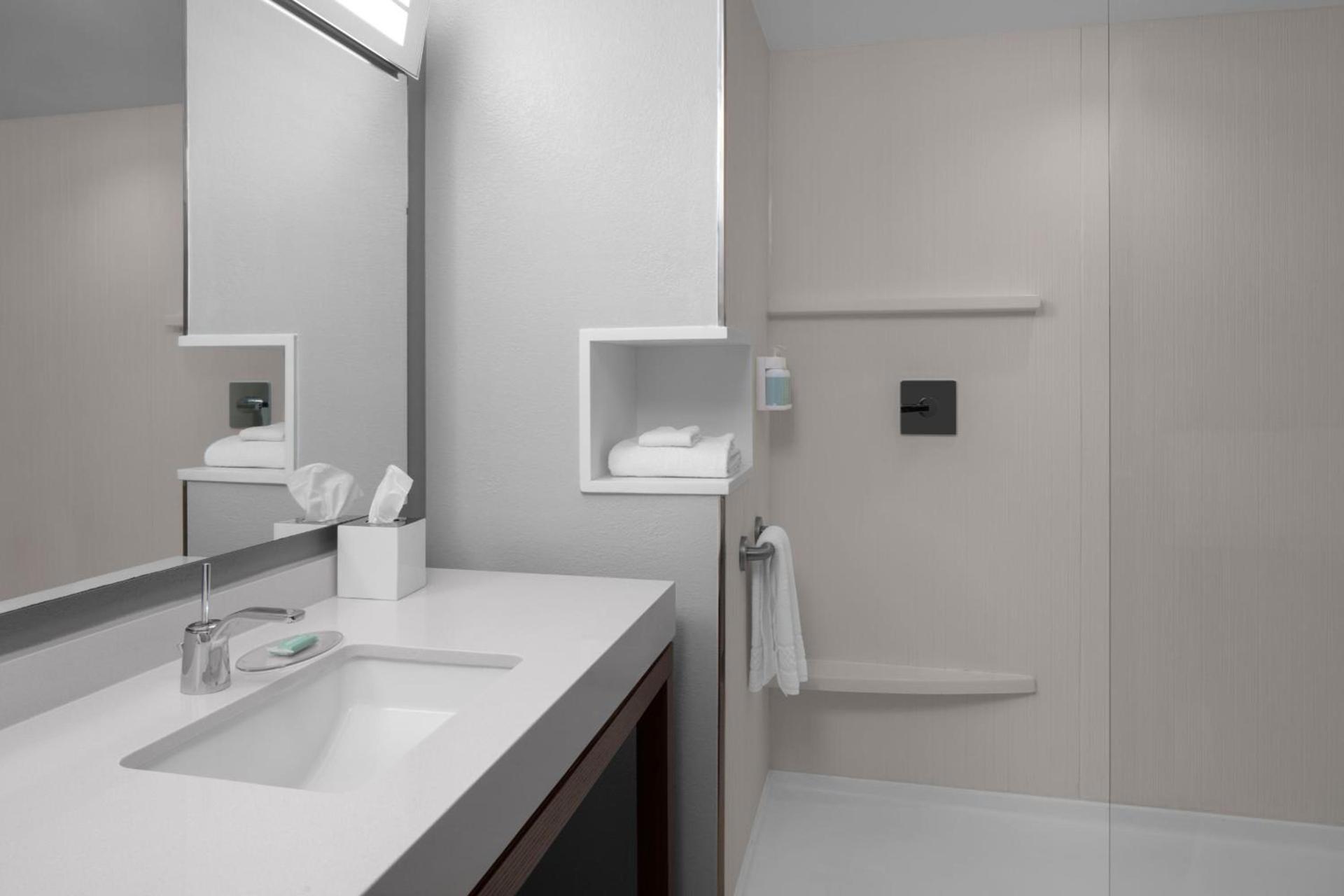 Courtyard by Marriott Charleston Summerville photo 36