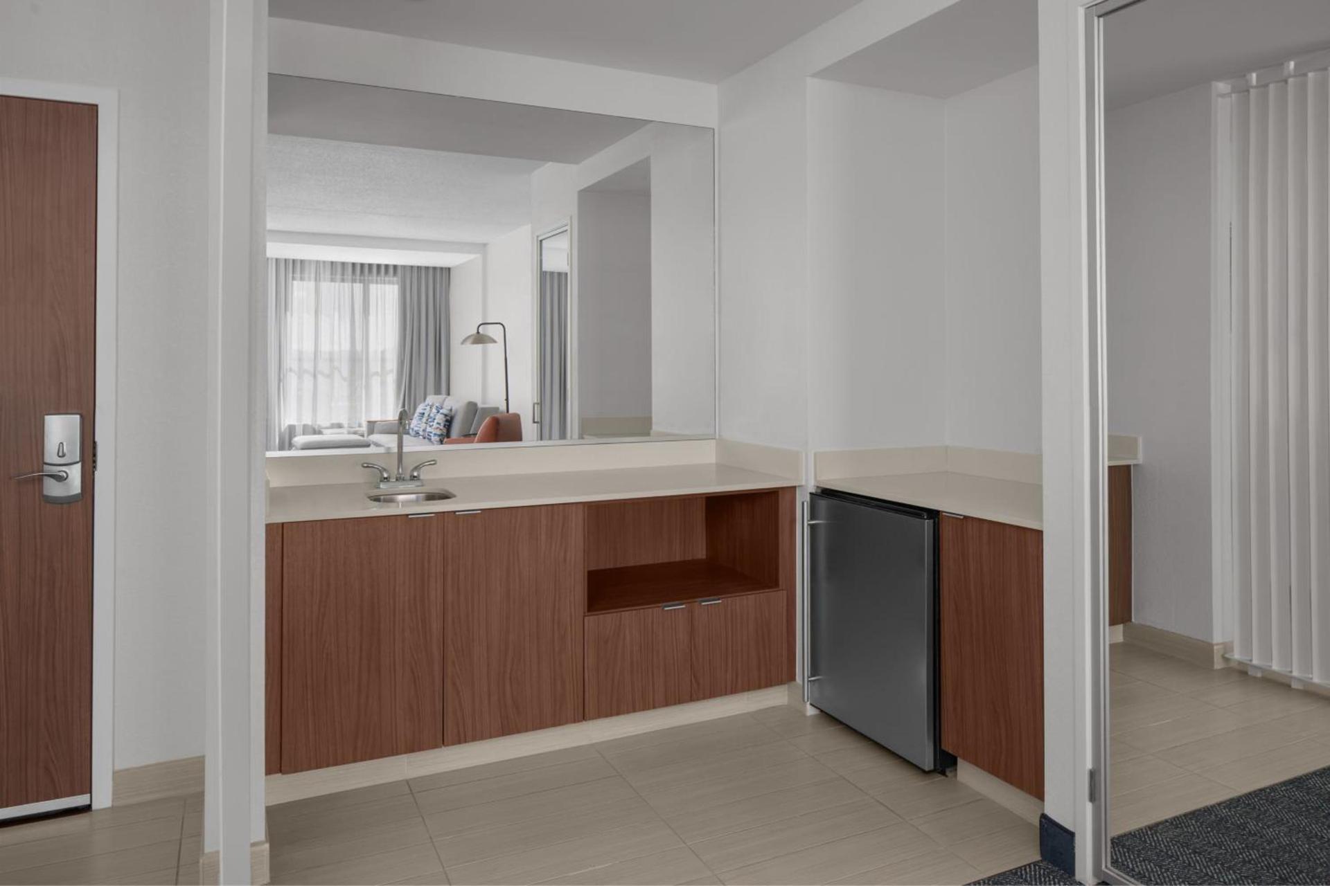 Courtyard by Marriott Charleston Summerville photo 39