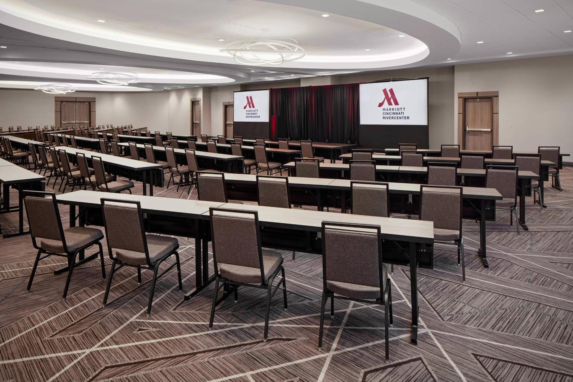 Cincinnati Marriott at RiverCenter photo 41