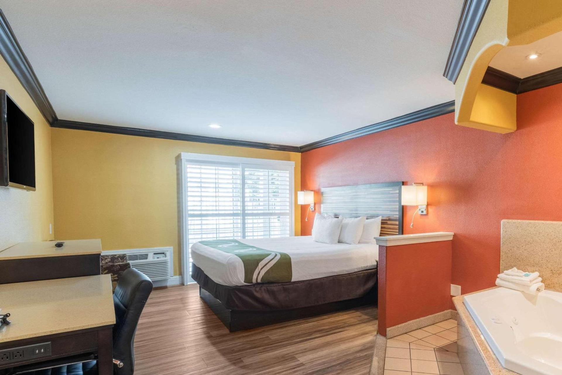 Quality Inn & Suites Sacramento Downtown Area photo 18