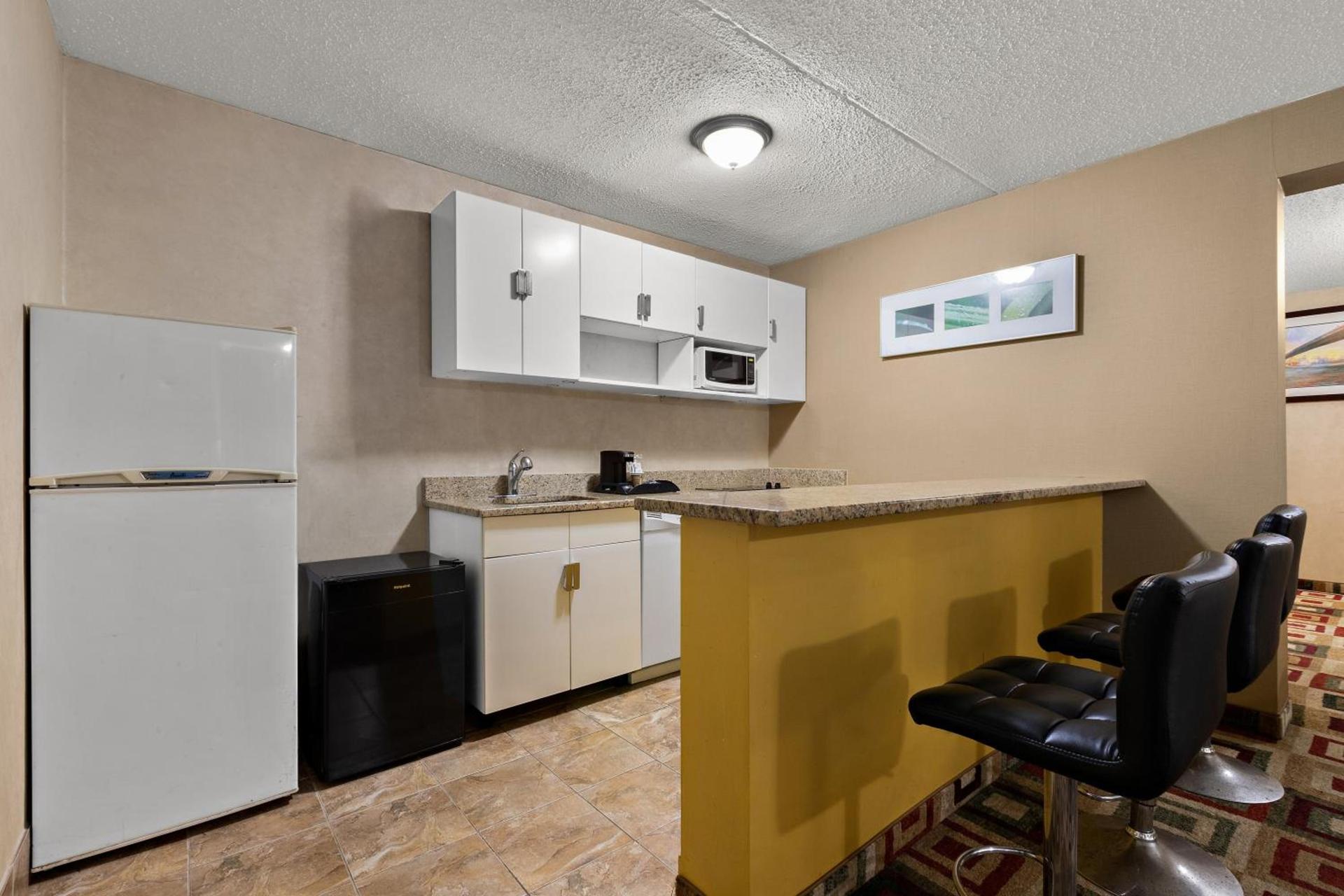 Quality Inn Wayne - Fairfield Area photo 52