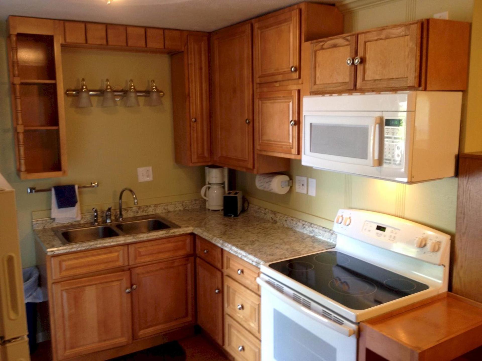 Lakeview Motel & Apartments photo 22