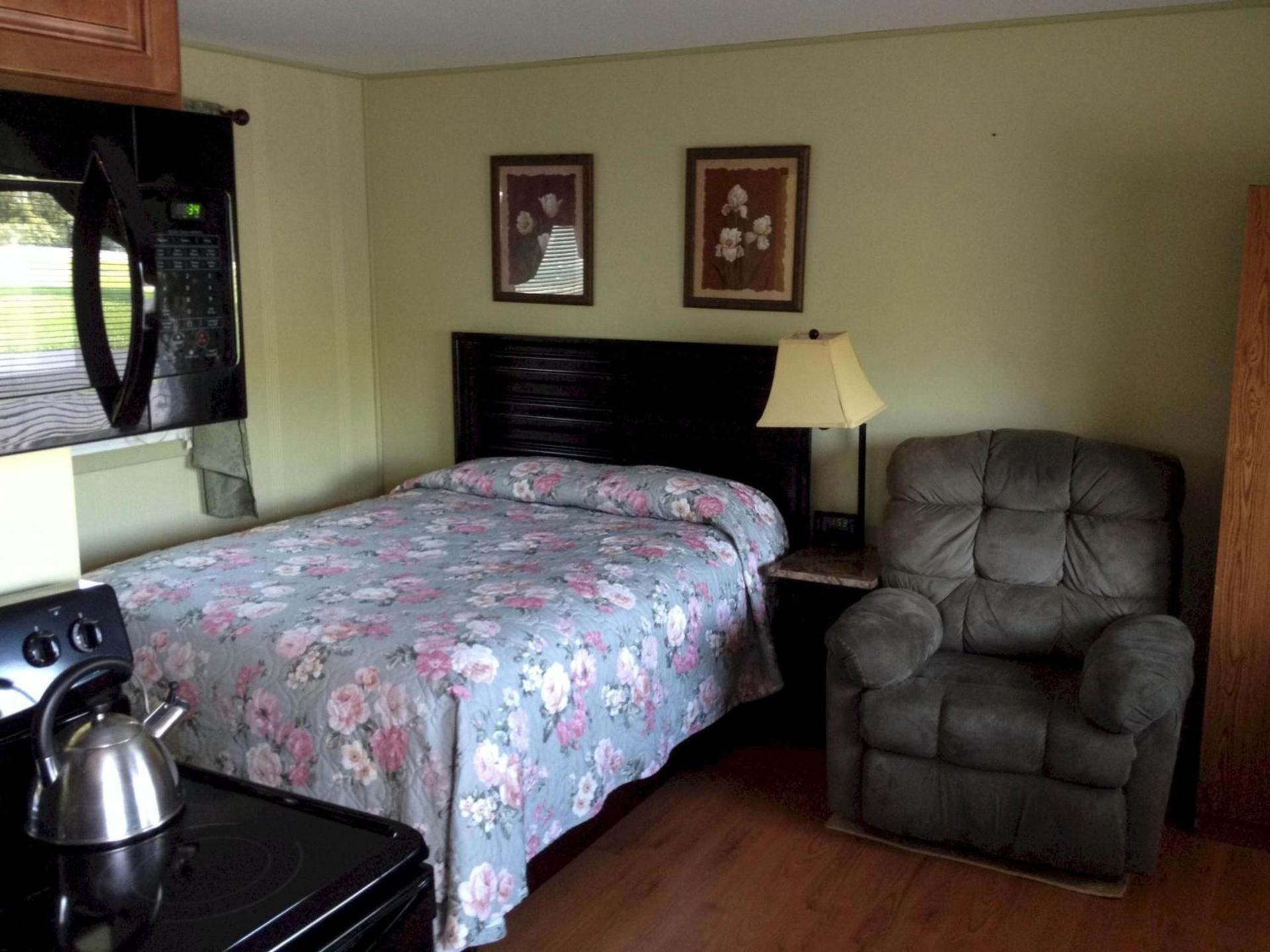 Lakeview Motel & Apartments photo 17