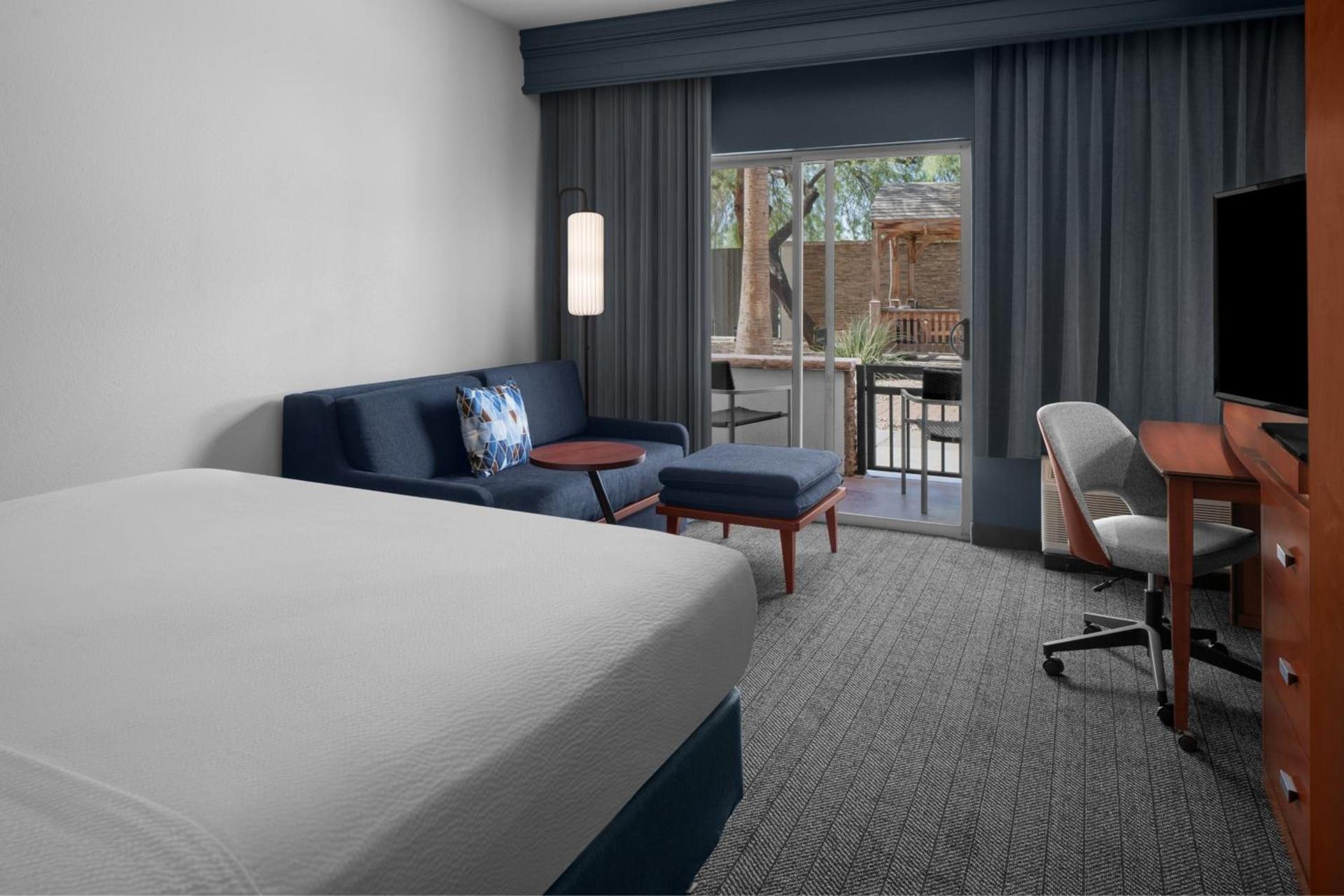Courtyard by Marriott Phoenix West/Avondale photo 49