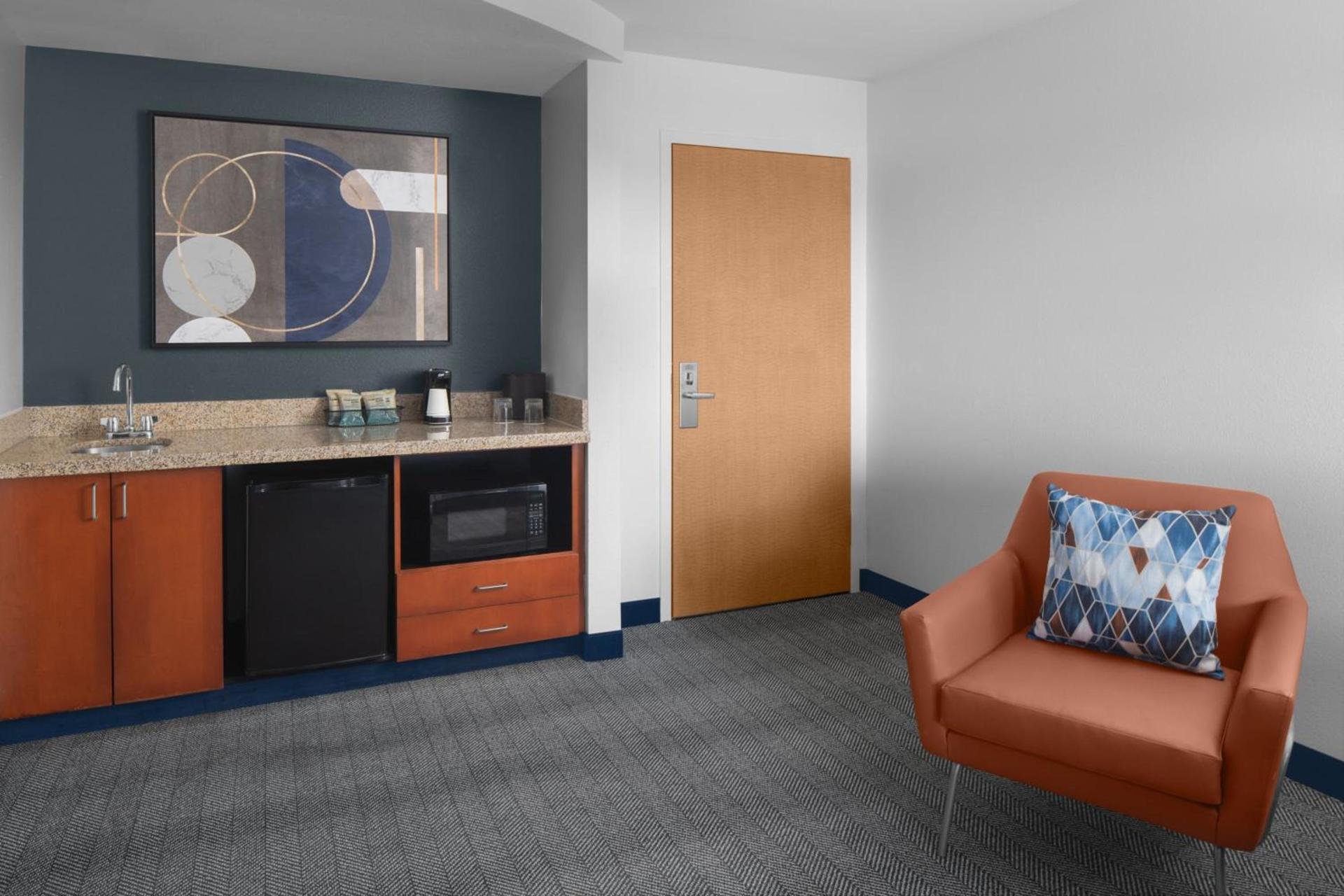 Courtyard by Marriott Phoenix West/Avondale photo 70