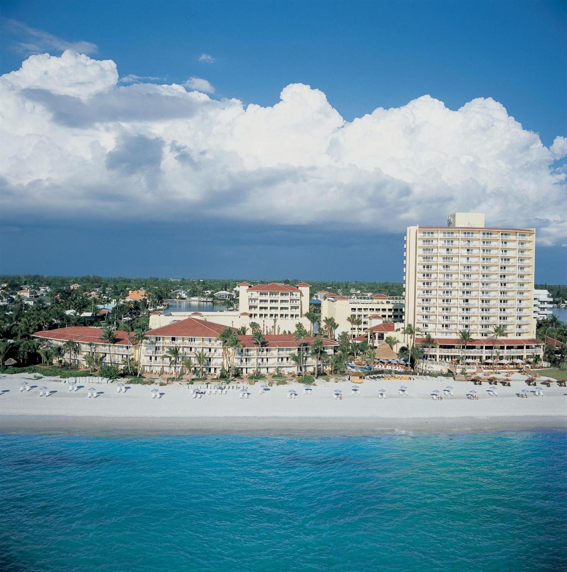 La Playa Beach & Golf Resort, a Noble House Resort — hotel in Naples