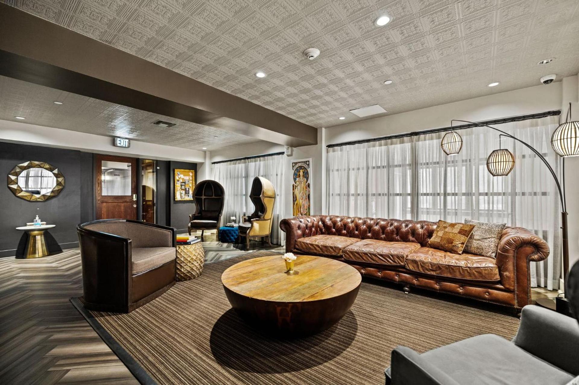 The Maverick, powered by Placemakr - River Walk photo 6