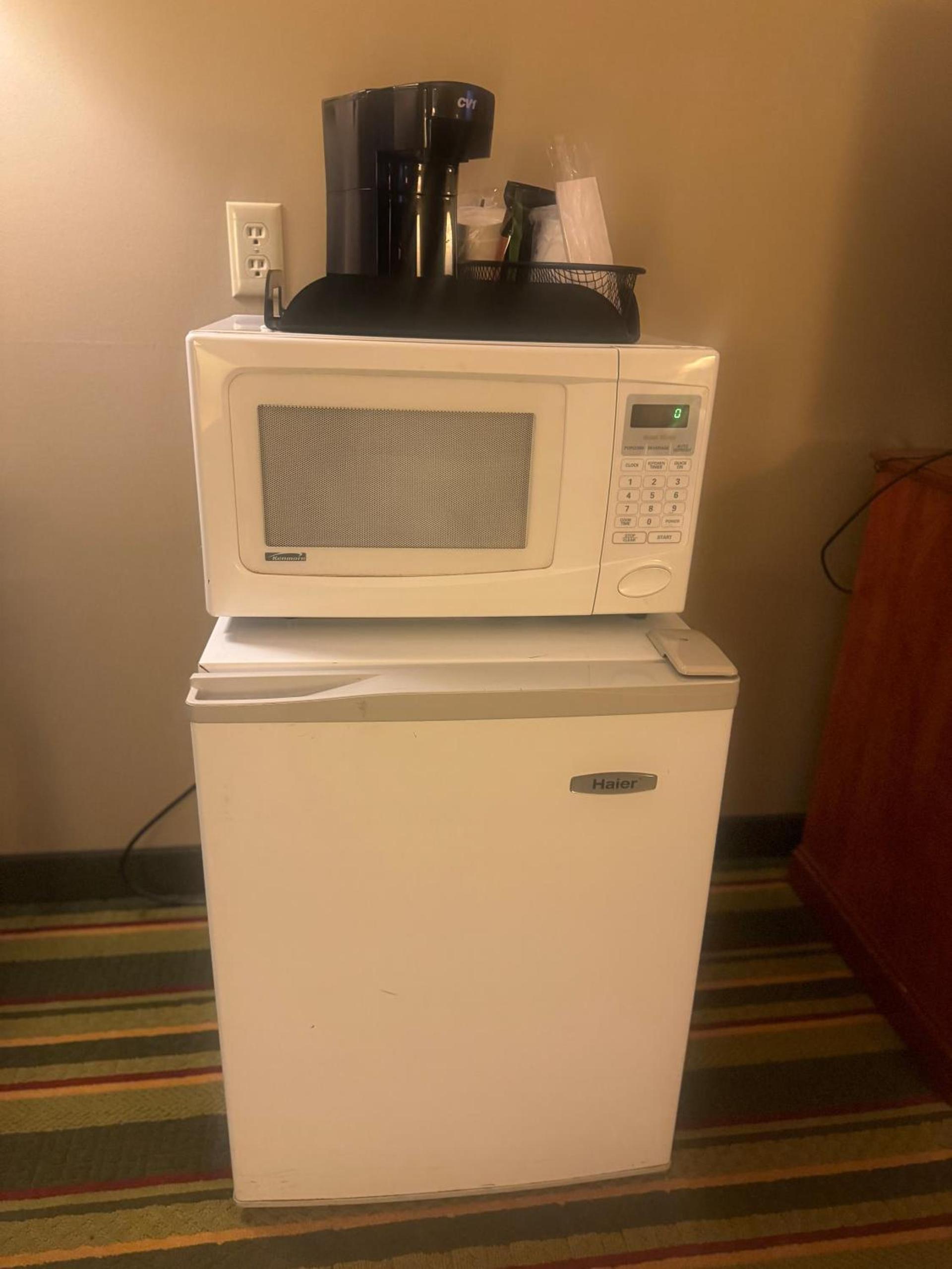 Super 8 by Wyndham Sparta photo 34