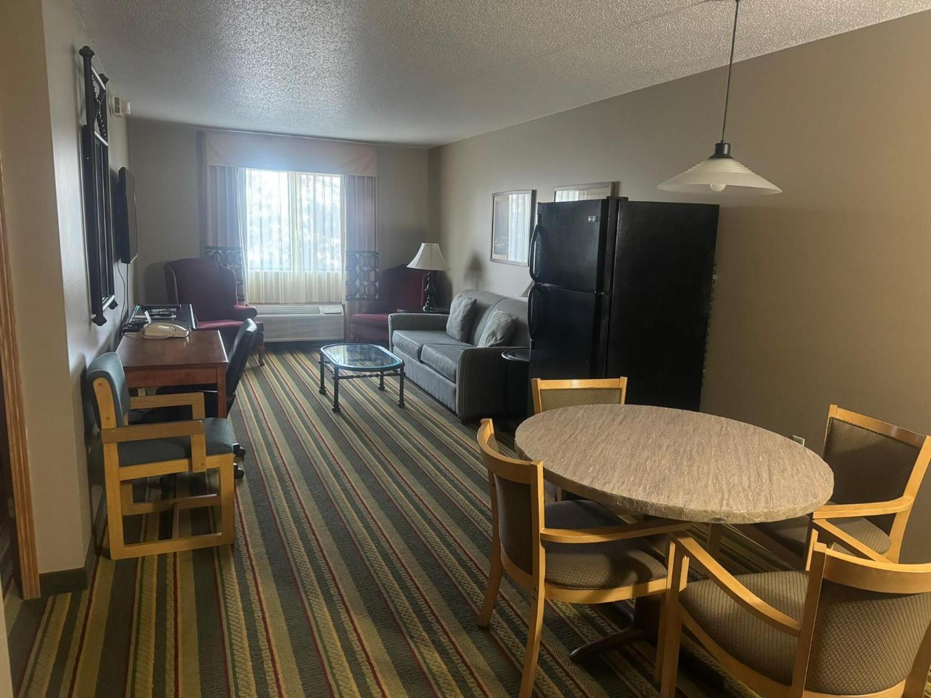 Super 8 by Wyndham Sparta photo 45