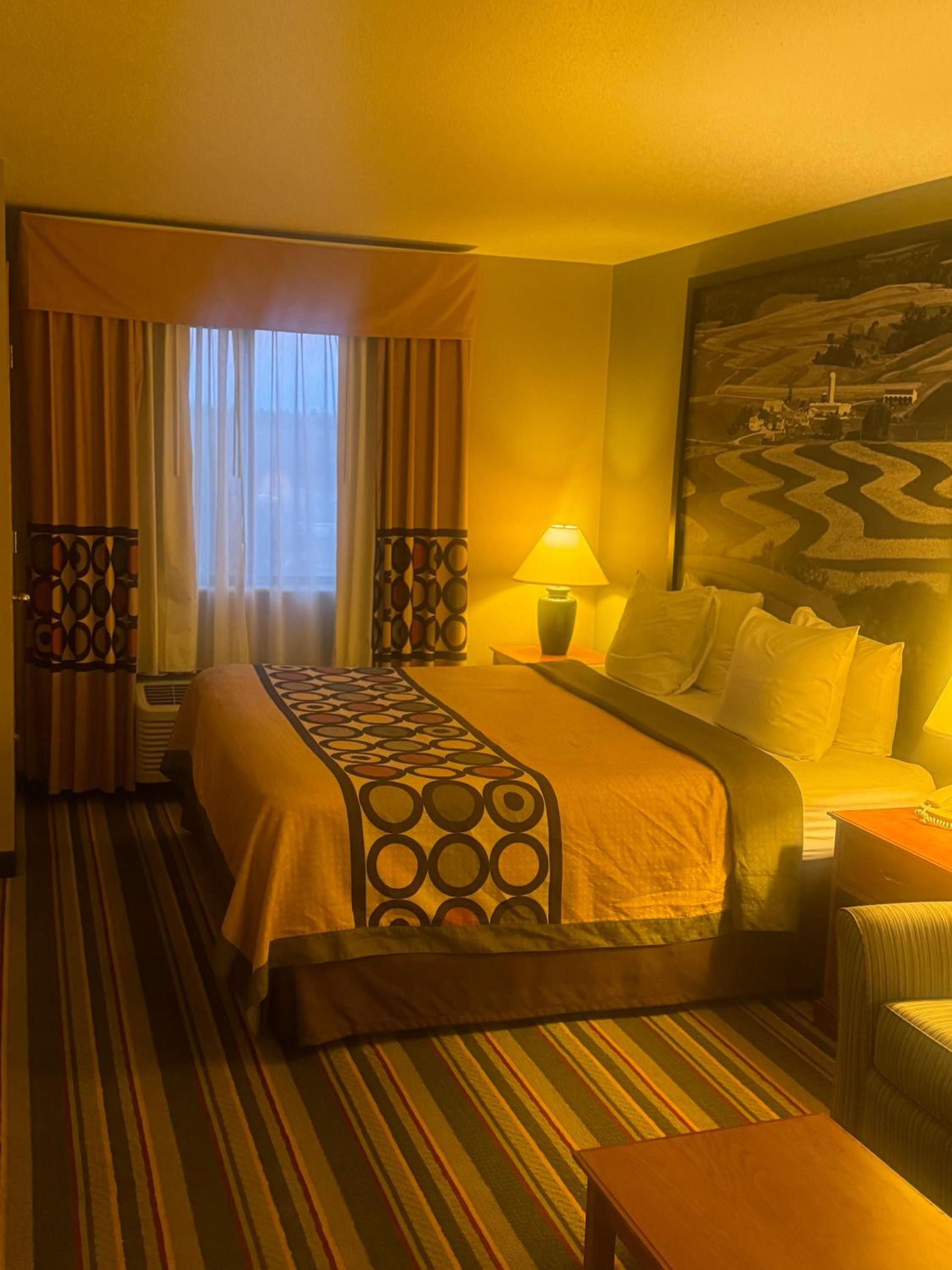Super 8 by Wyndham Sparta photo 55