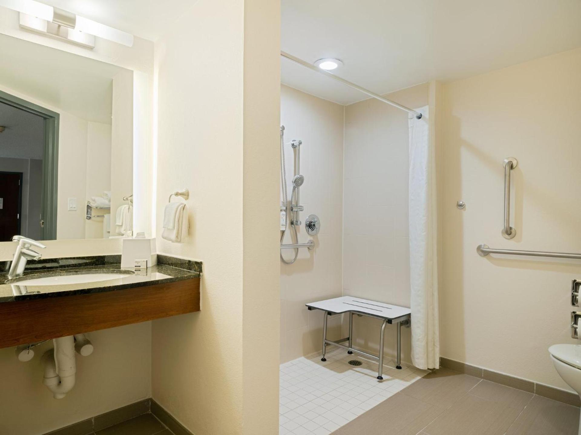 Candlewood Suites - Birmingham - Inverness by IHG photo 20
