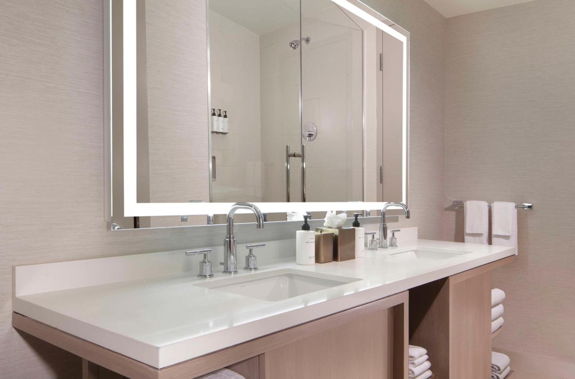 Hilton West Palm Beach photo 39