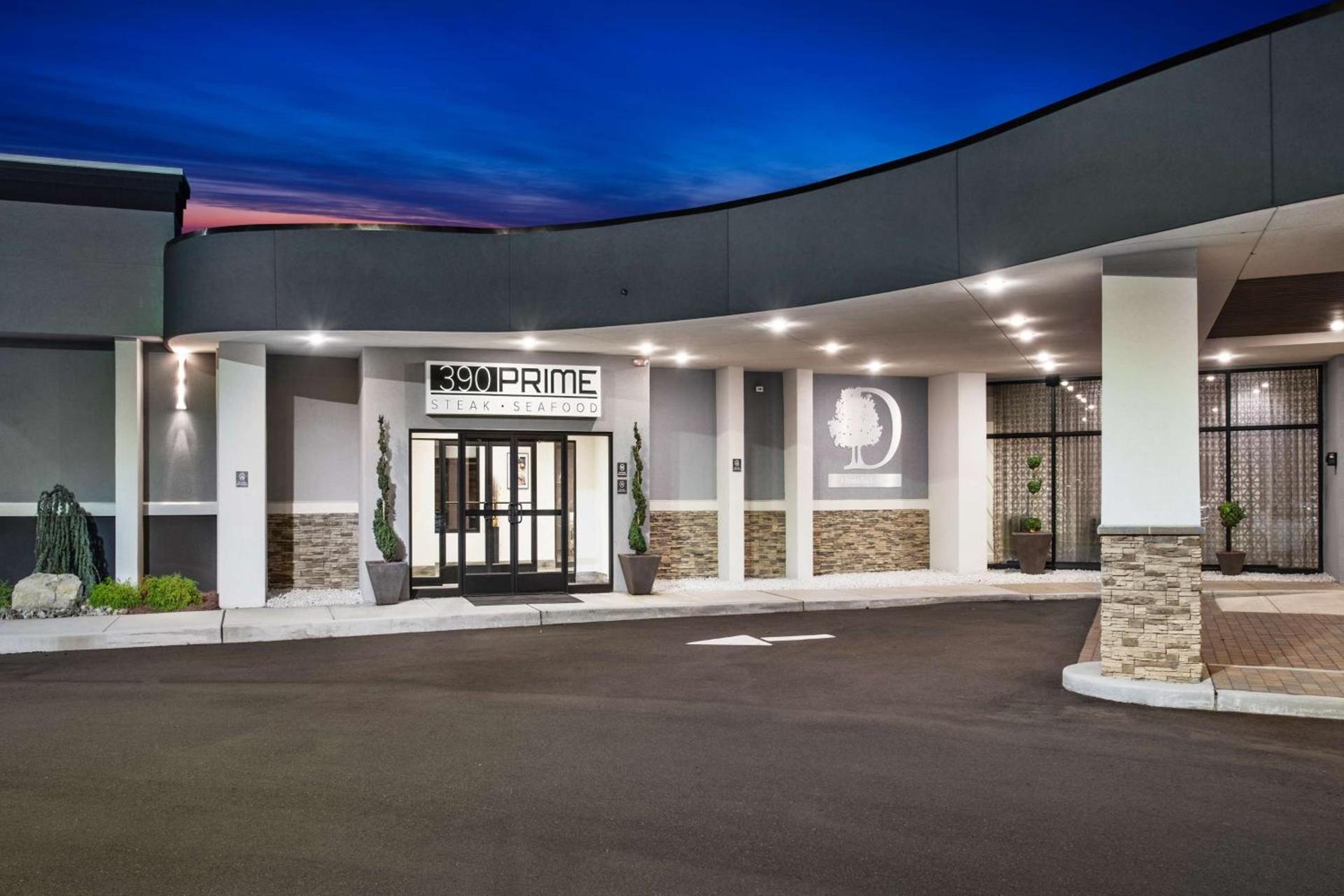 DoubleTree by Hilton Monroe Township Cranbury photo 11