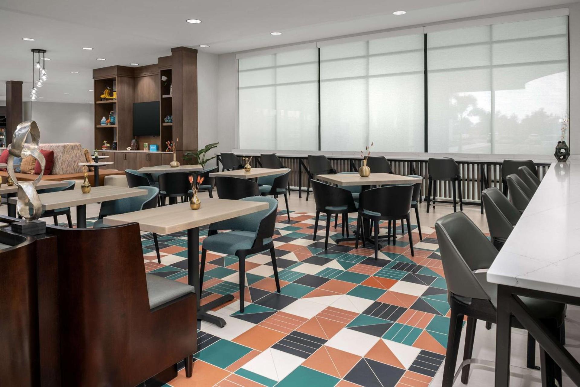 Home2 Suites Orlando Southeast Nona photo 7