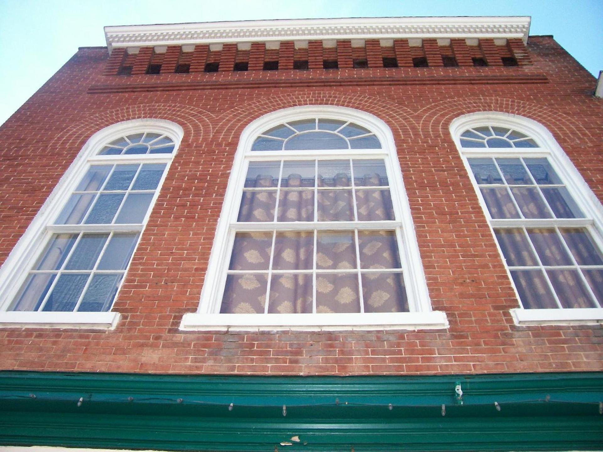 Leesburg Colonial Inn photo 27