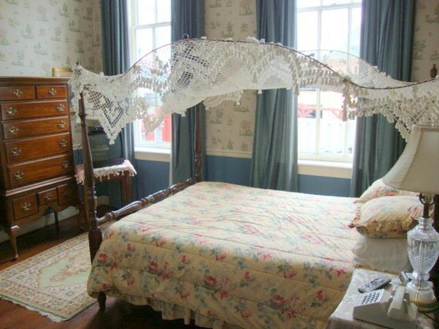 Leesburg Colonial Inn photo 10