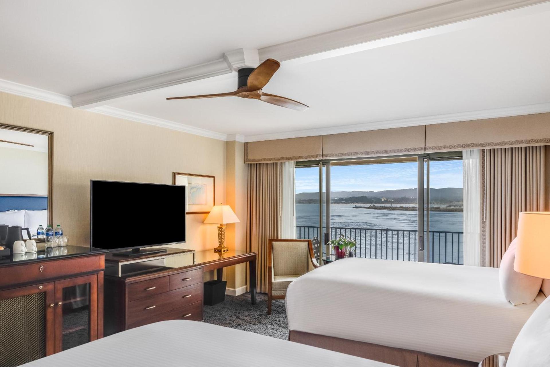 Monterey Plaza Hotel & Spa photo 52