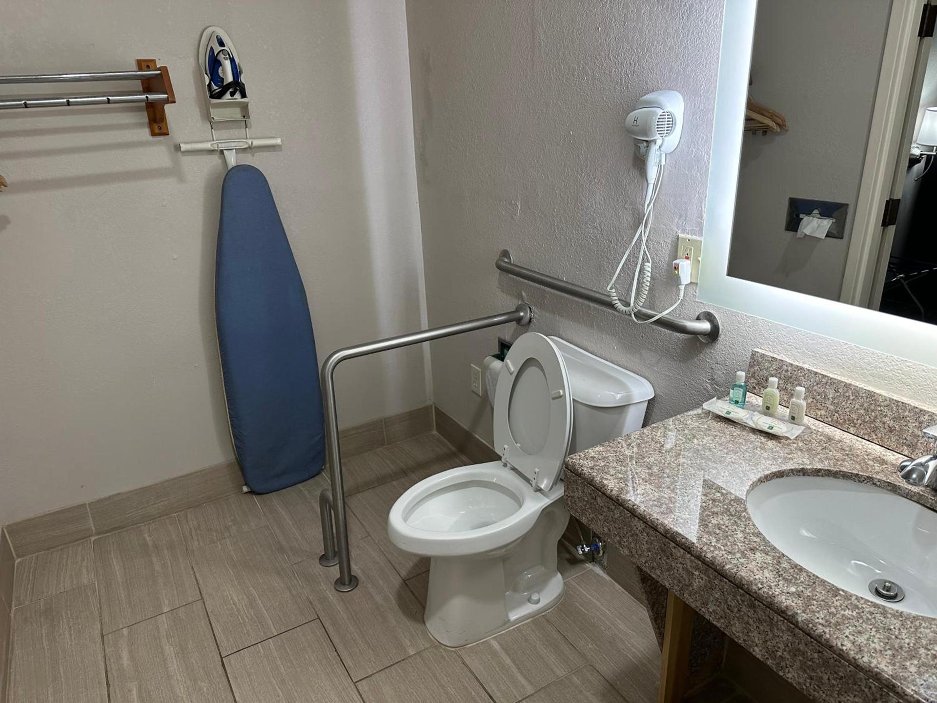 Quality Inn Ashland photo 22
