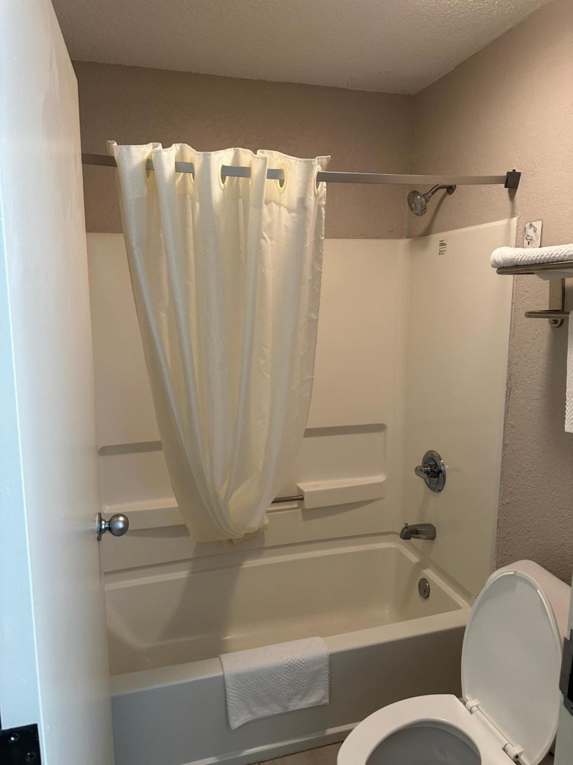 Quality Inn Ashland photo 32