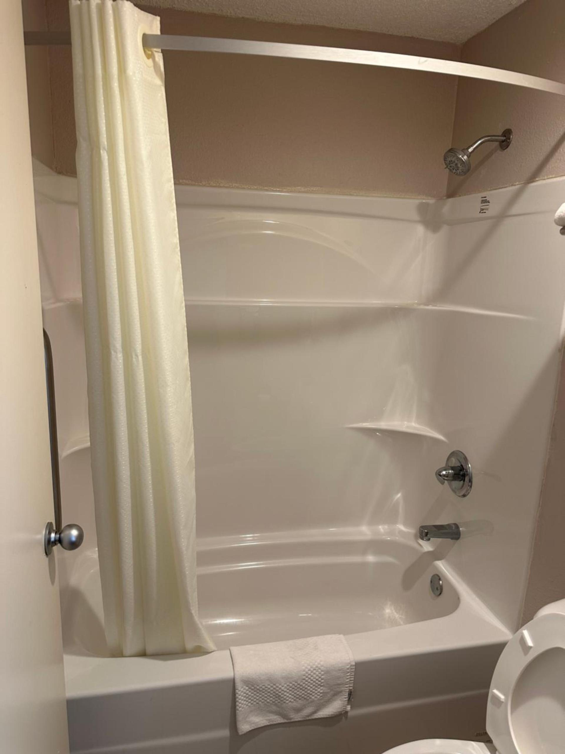 Quality Inn Ashland photo 40
