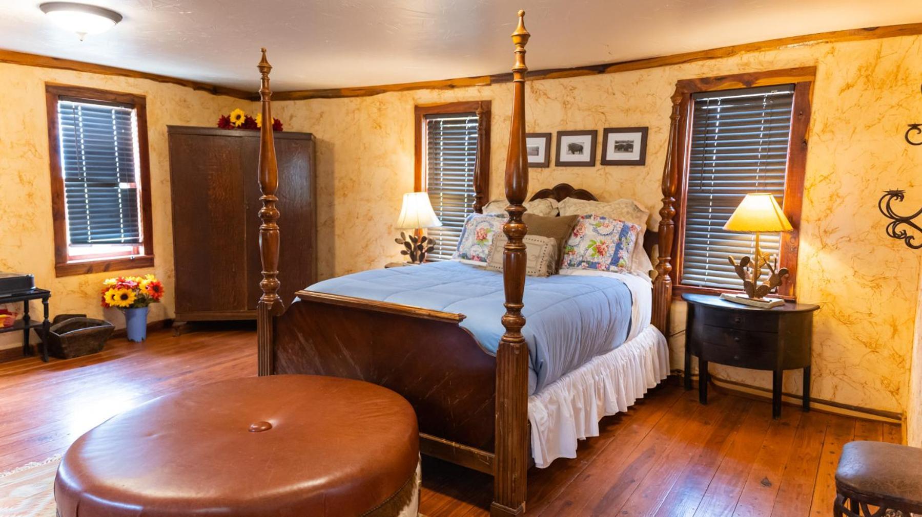 Moon River Ranch photo 99