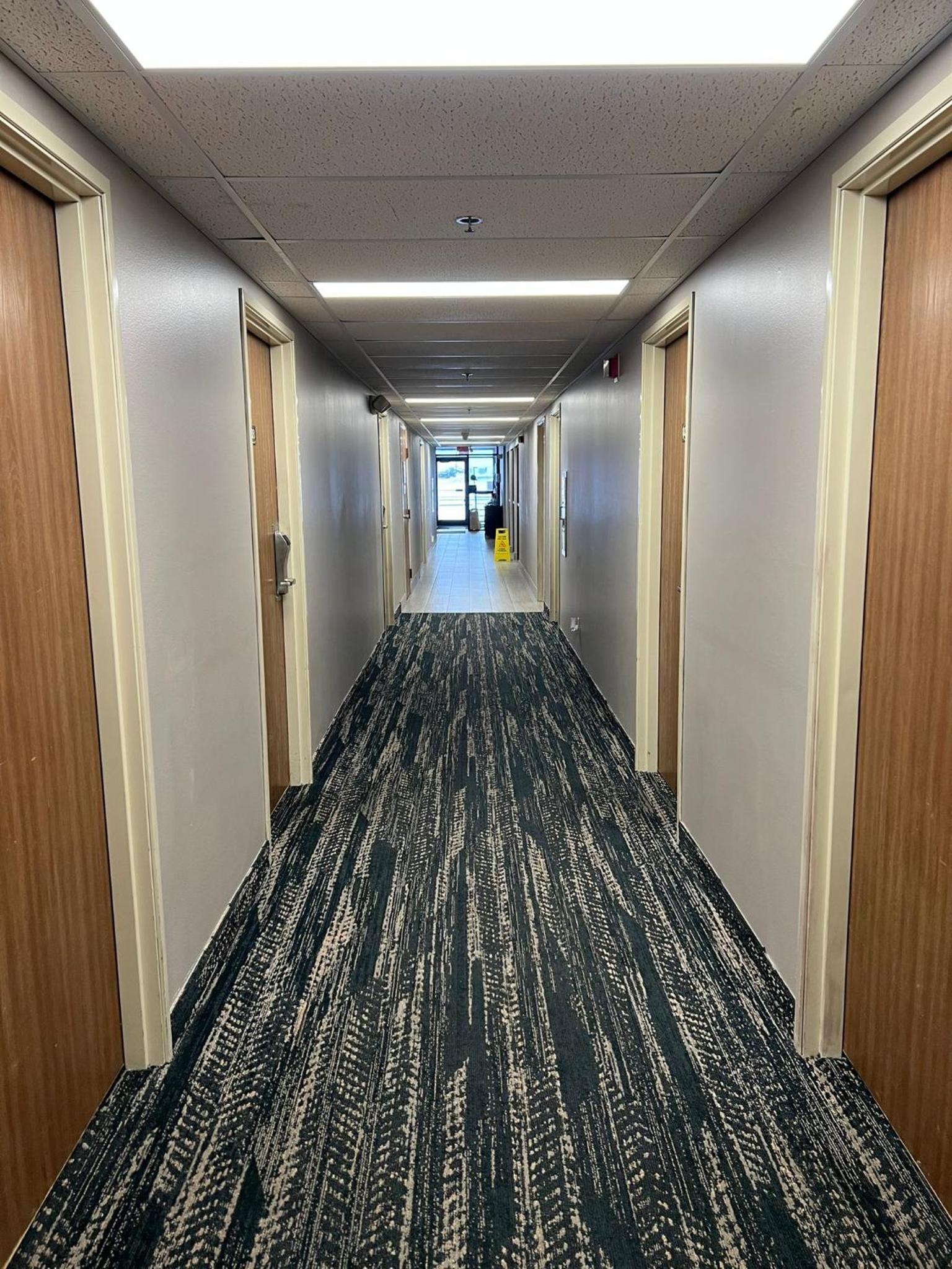 Super 8 by Wyndham Watertown WI photo 28