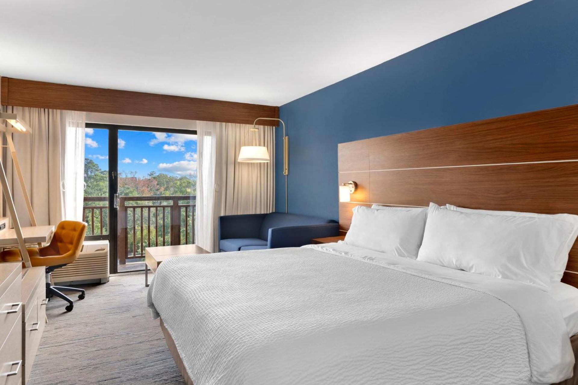Holiday Inn Express Hilton Head Island by IHG photo 72
