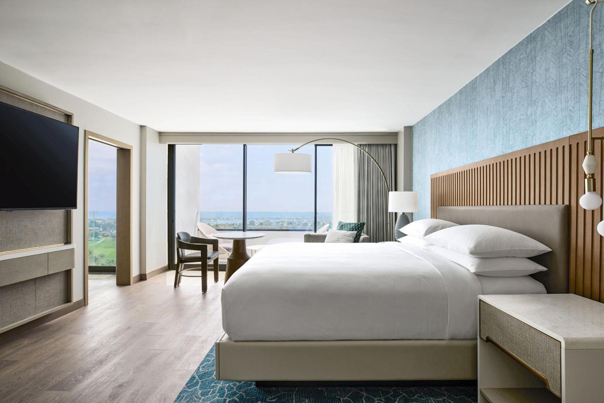 VEA Newport Beach, a Marriott Resort & Spa photo 58