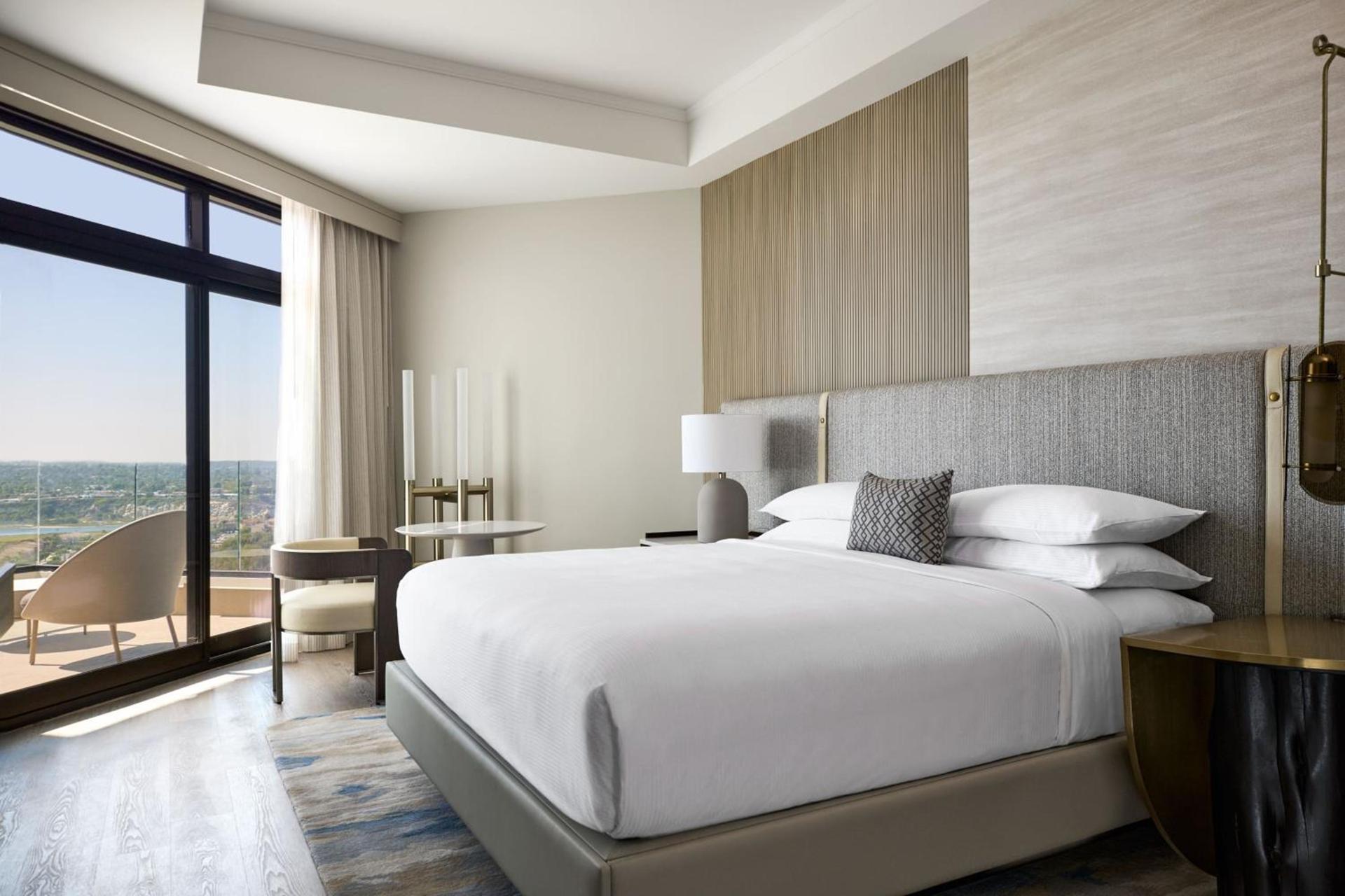 VEA Newport Beach, a Marriott Resort & Spa photo 59