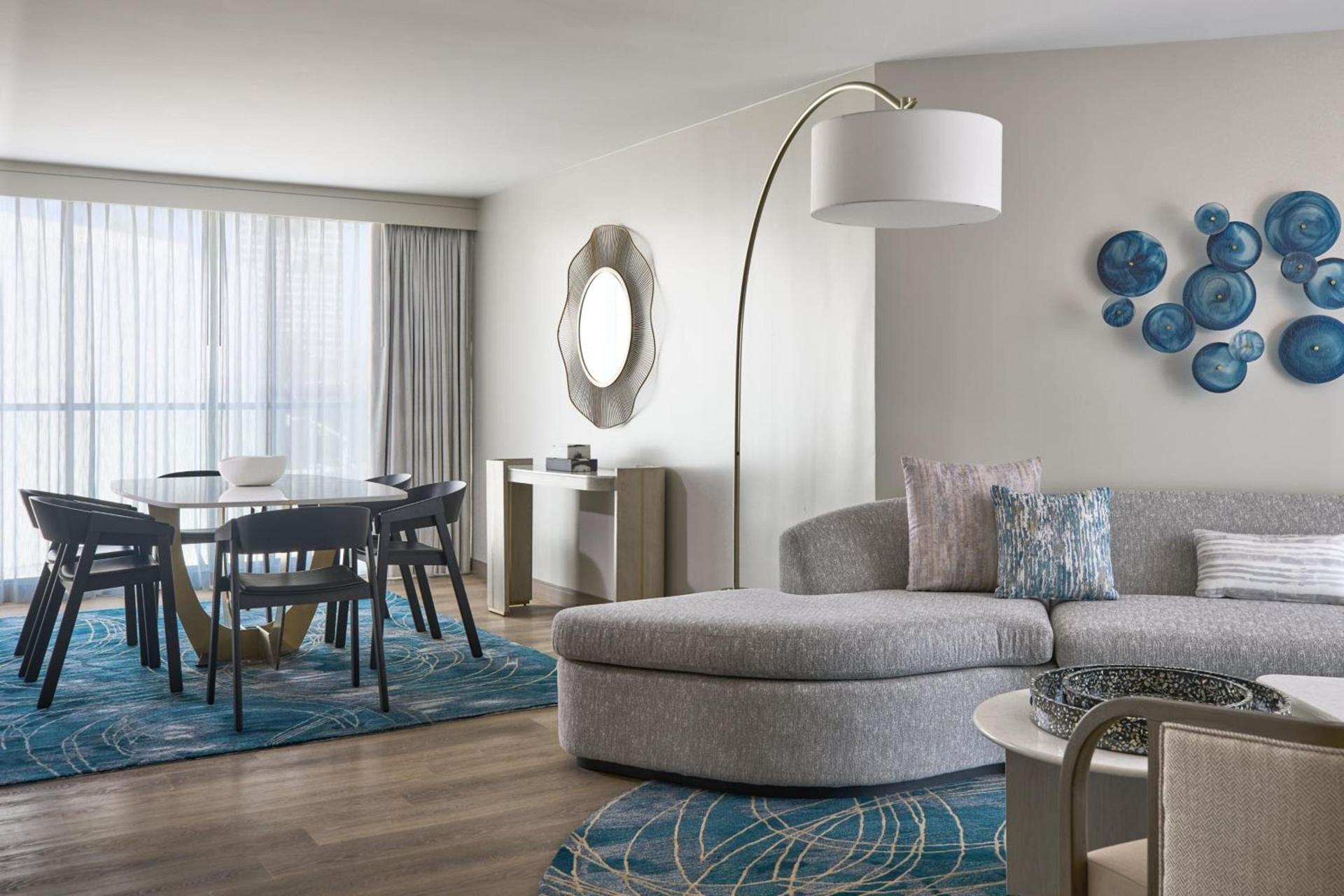 VEA Newport Beach, a Marriott Resort & Spa photo 48