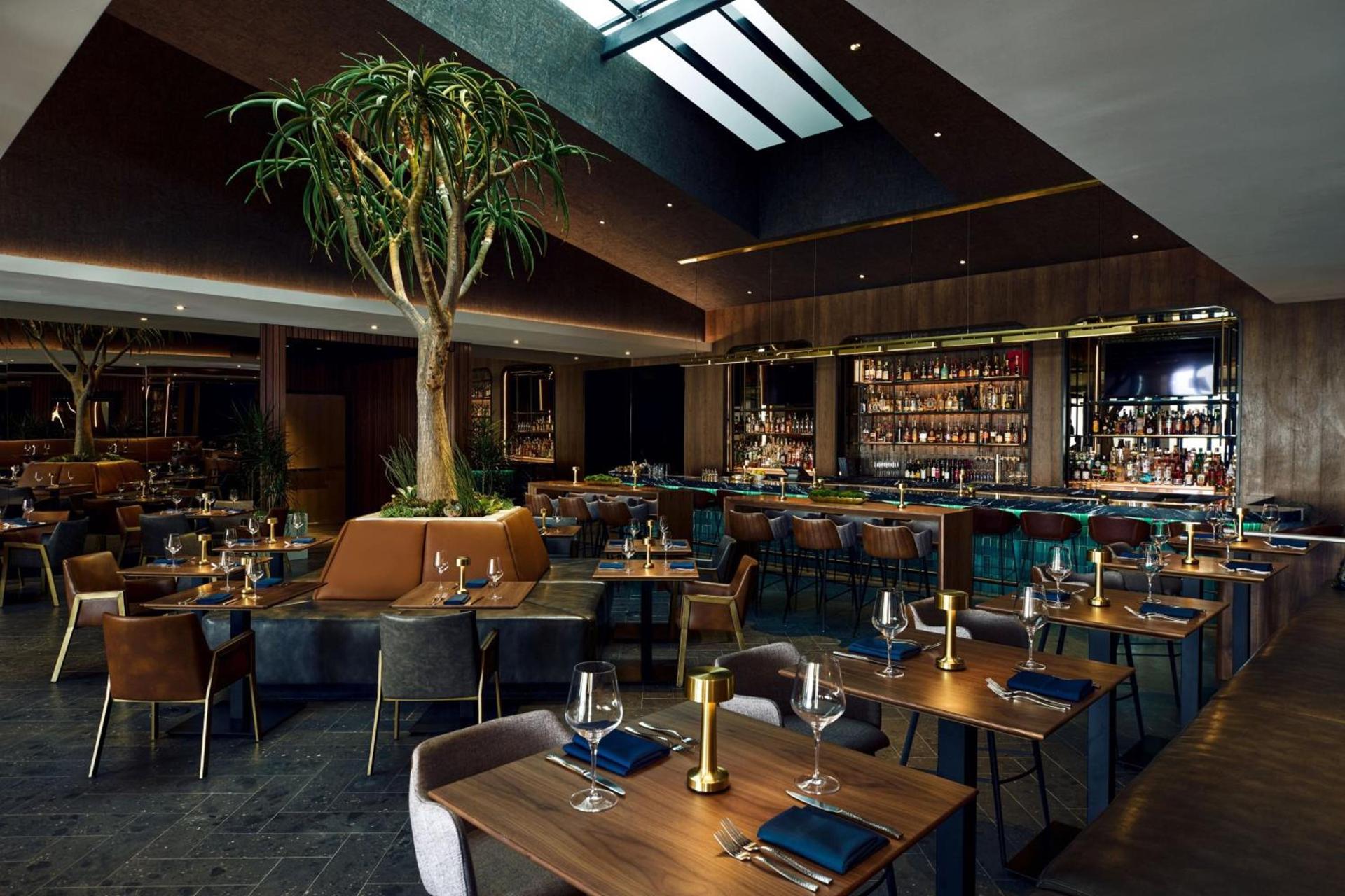 VEA Newport Beach, a Marriott Resort & Spa photo 75