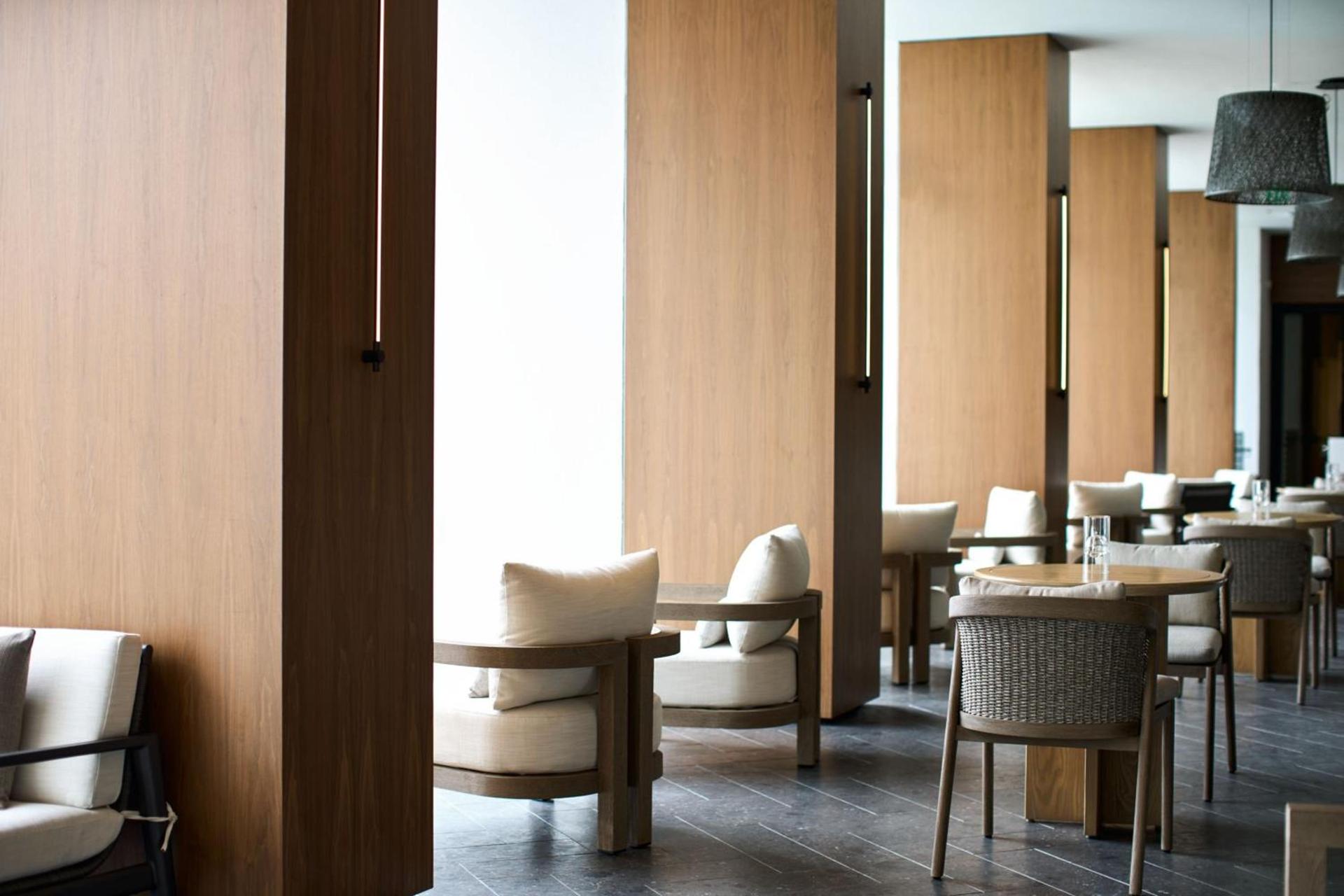 VEA Newport Beach, a Marriott Resort & Spa photo 81