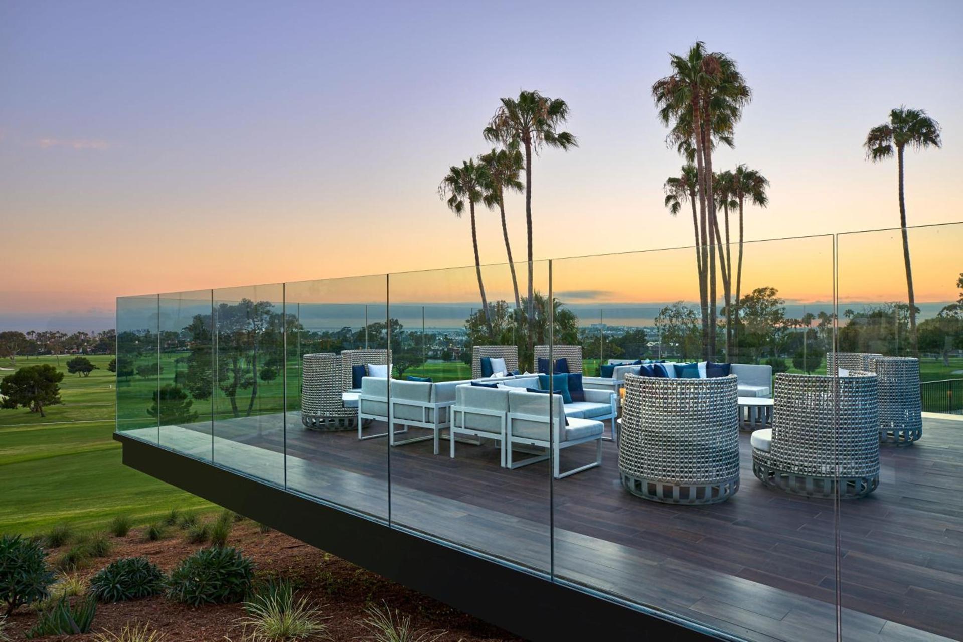 VEA Newport Beach, a Marriott Resort & Spa photo 87