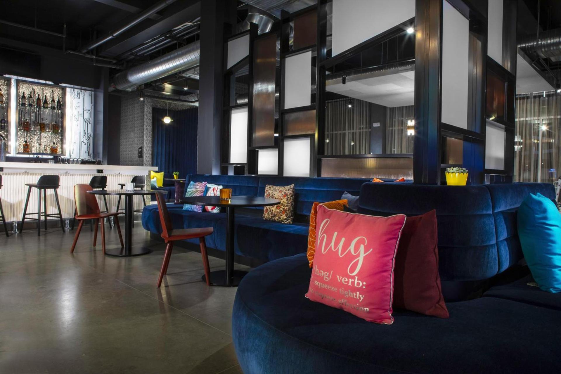 Aloft by Marriott Glendale at Westgate photo 23