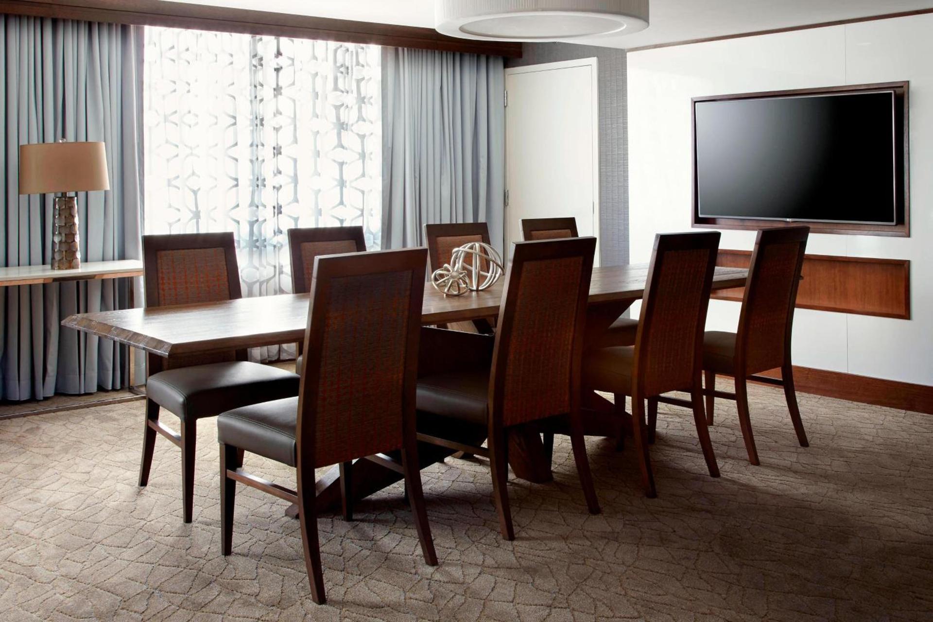 Raleigh Marriott Crabtree Valley photo 25
