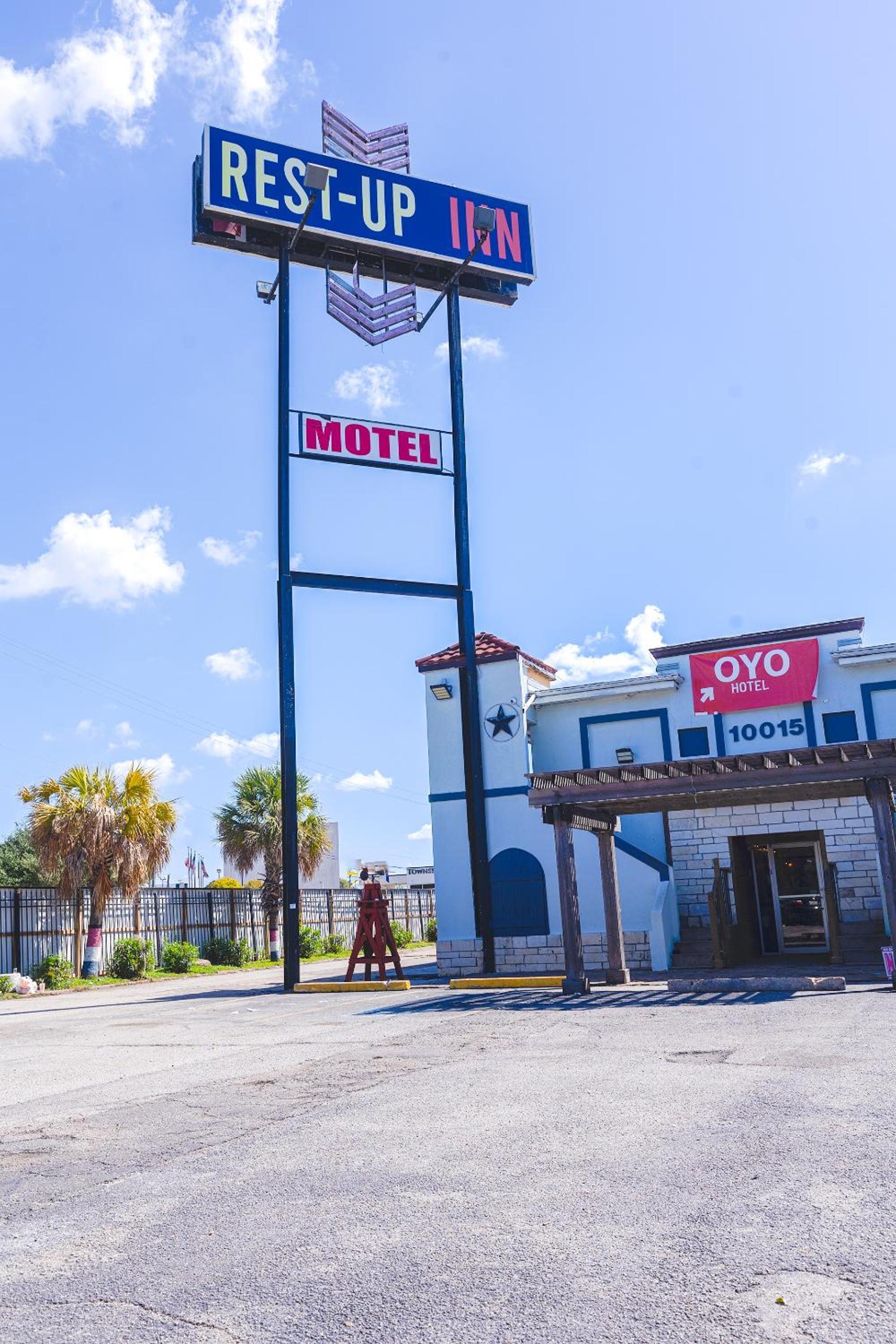 OYO Hotel Houston, TX near Medical Center NRG Stadium photo 4