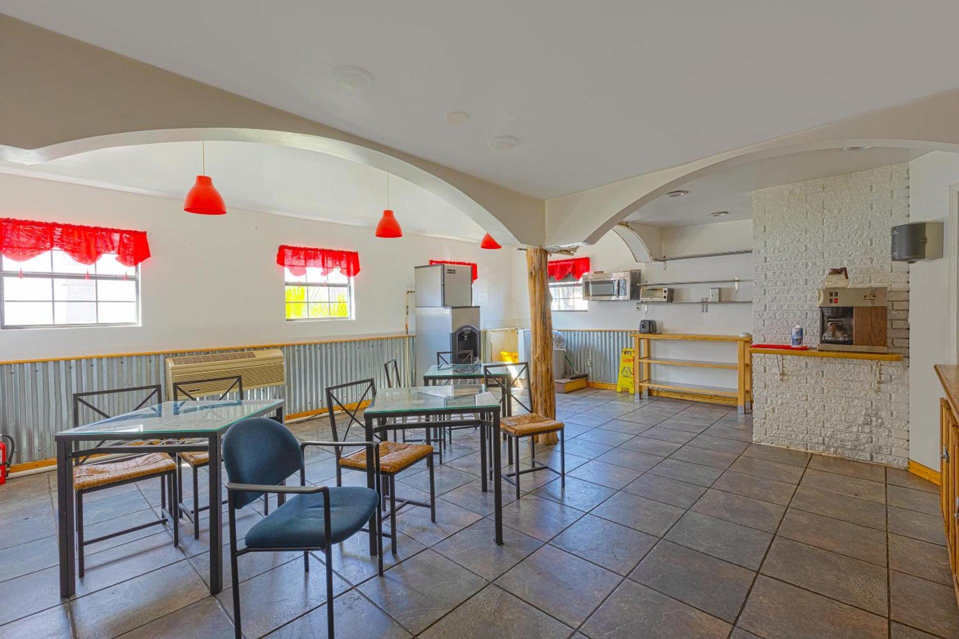 OYO Hotel Houston, TX near Medical Center NRG Stadium photo 17