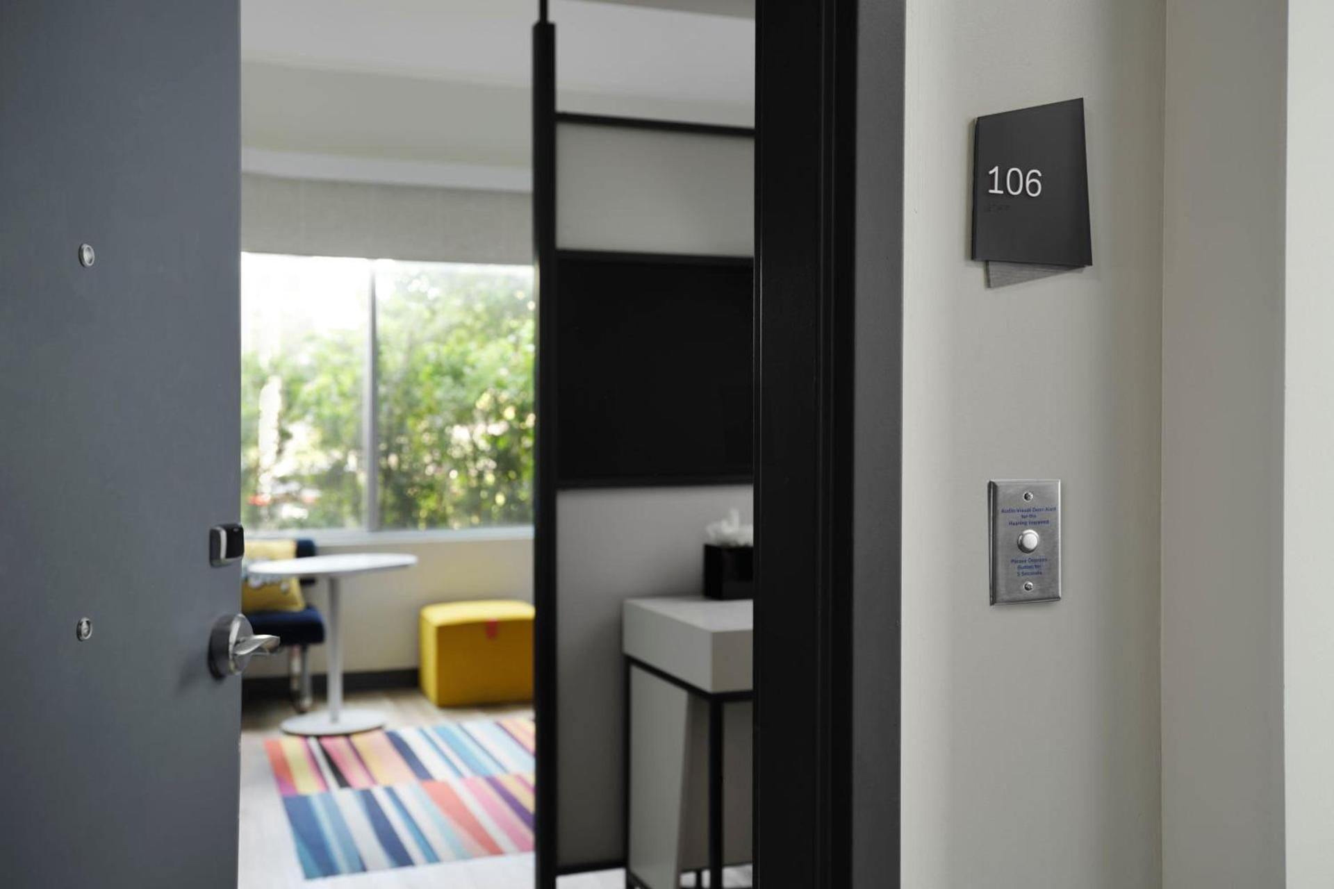 Aloft by Marriott Orlando Lake Buena Vista photo 17