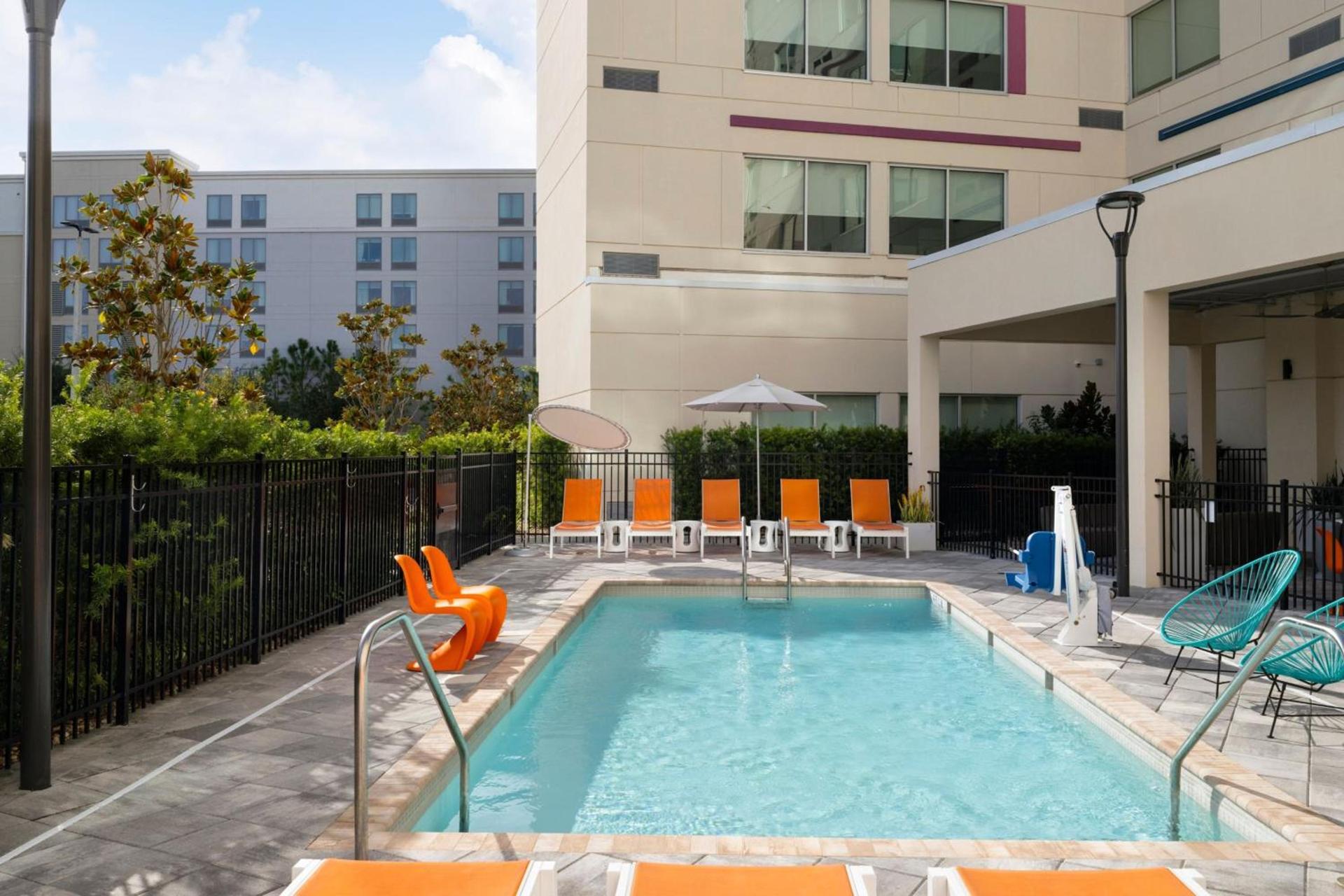 Aloft by Marriott Orlando Lake Buena Vista photo 30