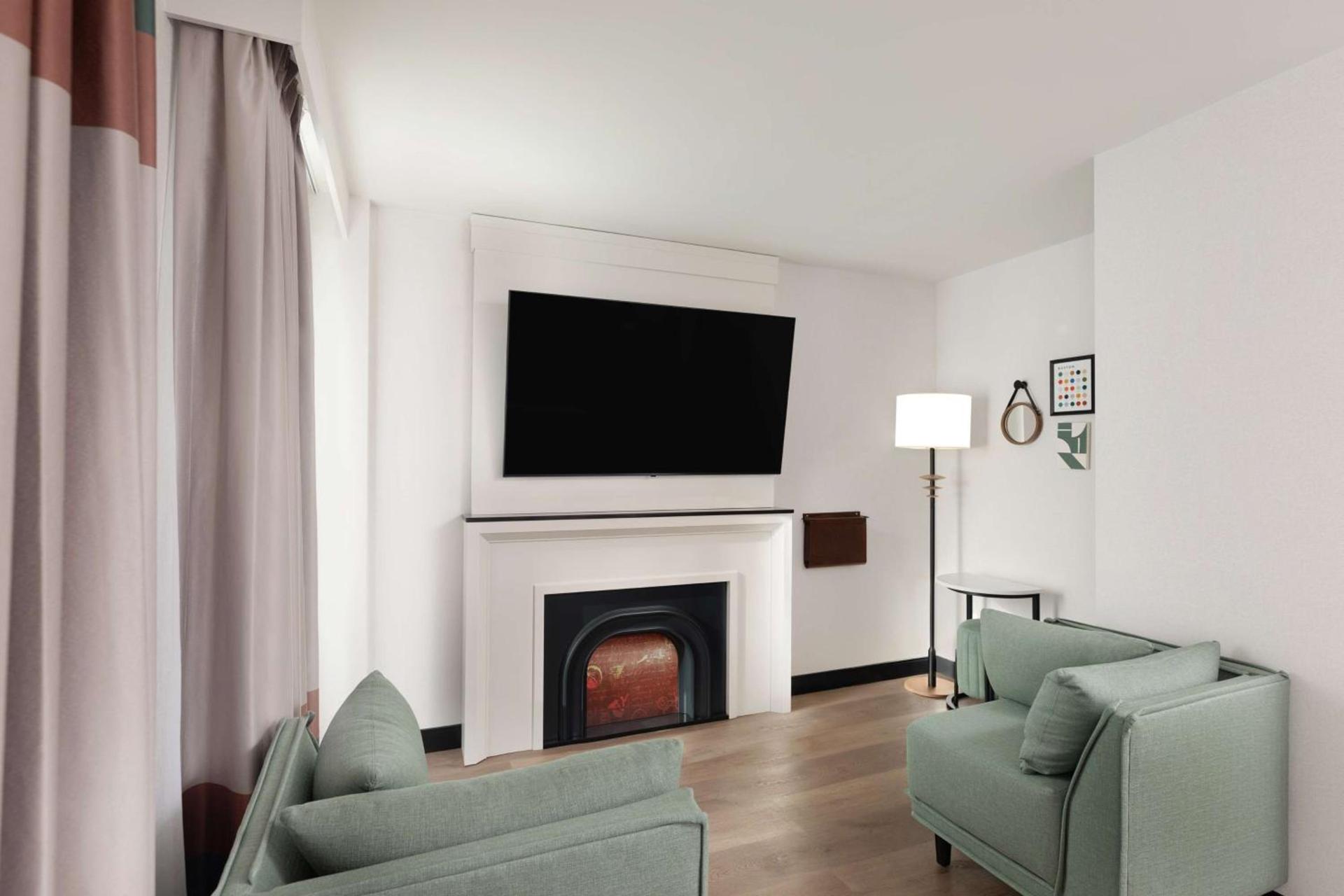 Pennyweight Hotel Boston, Curio Collection by Hilton photo 20