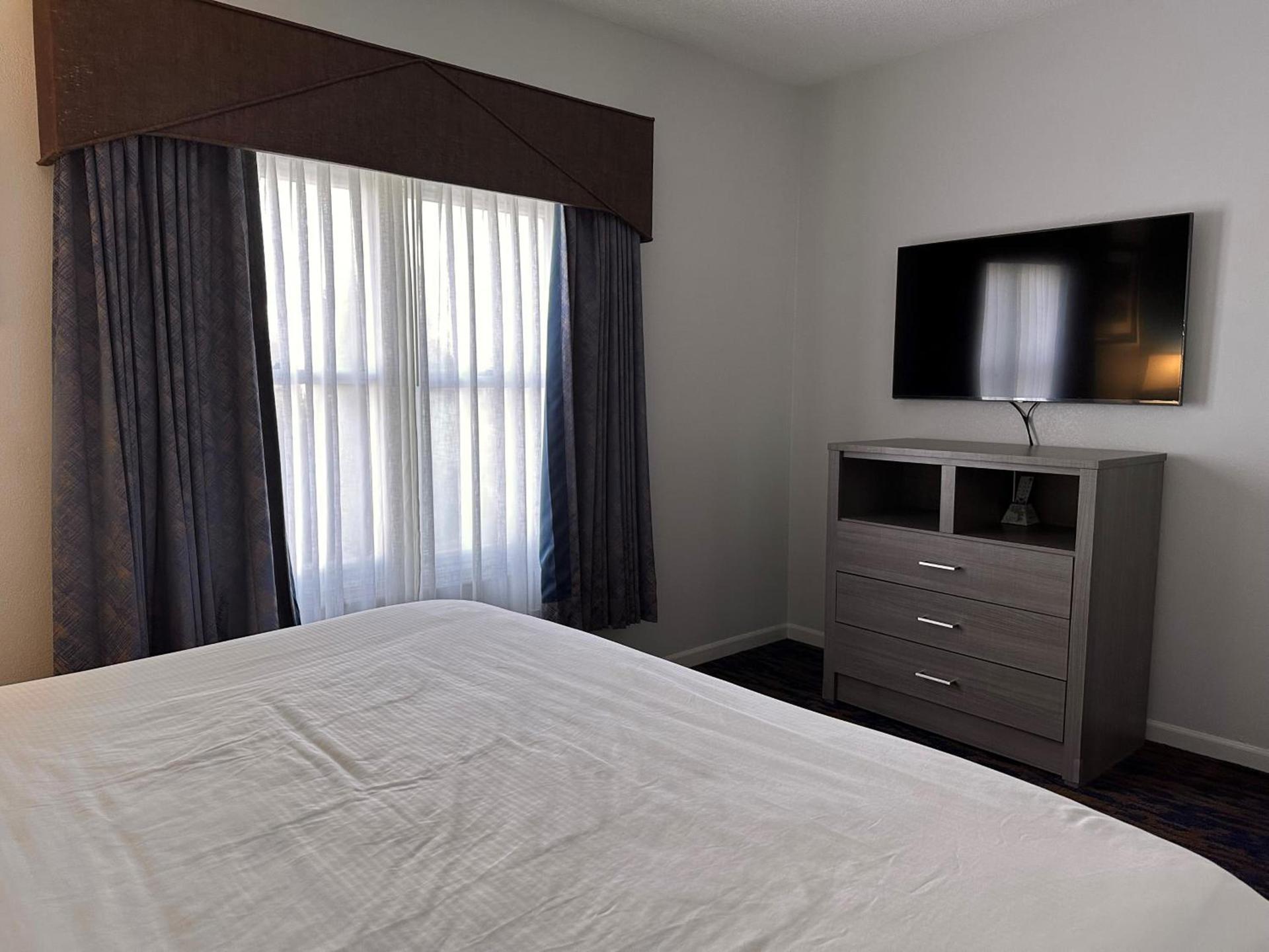 Baymont by Wyndham Indianapolis Northwest photo 14