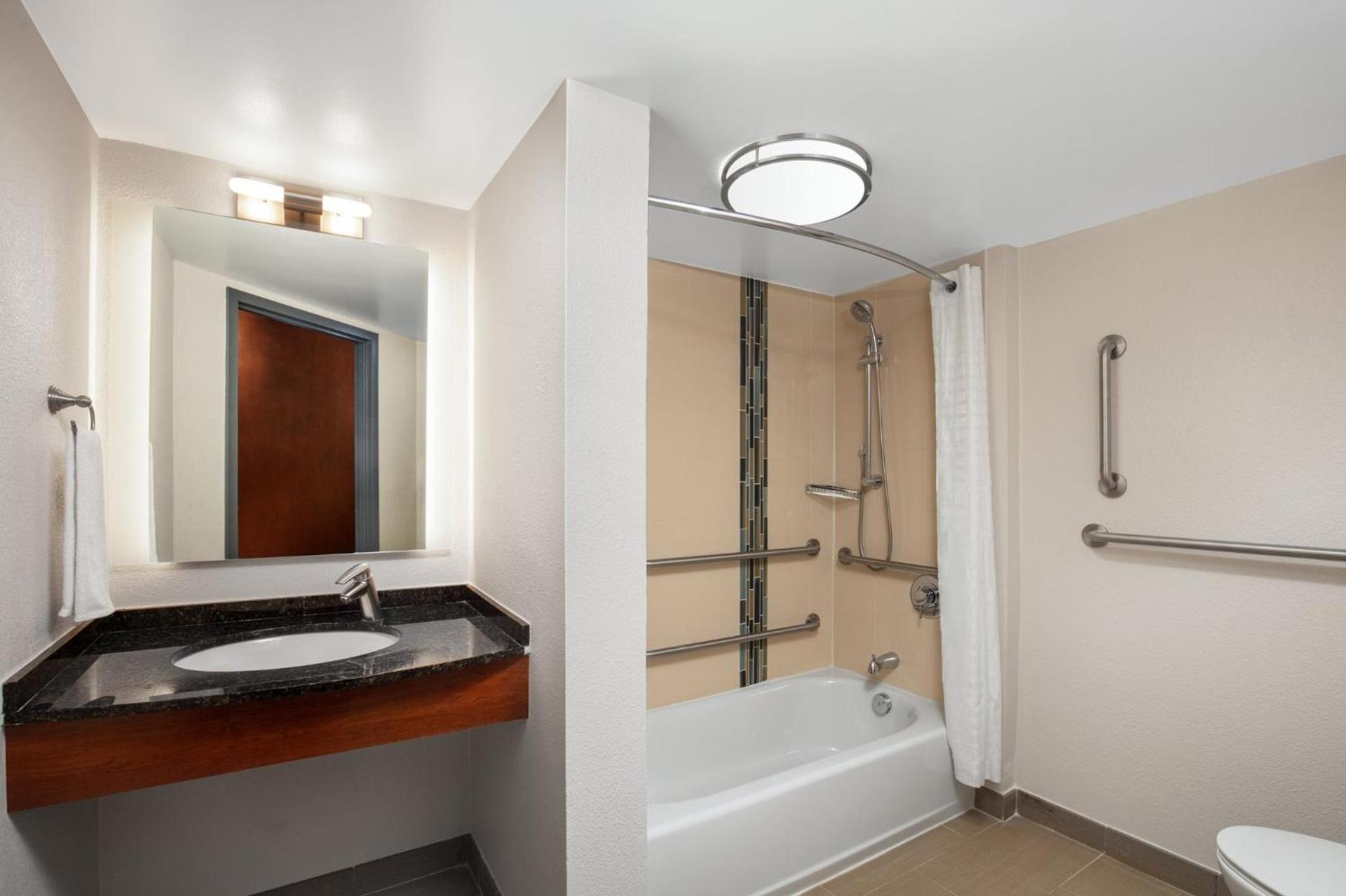 Candlewood Suites - Birmingham - Inverness by IHG photo 9