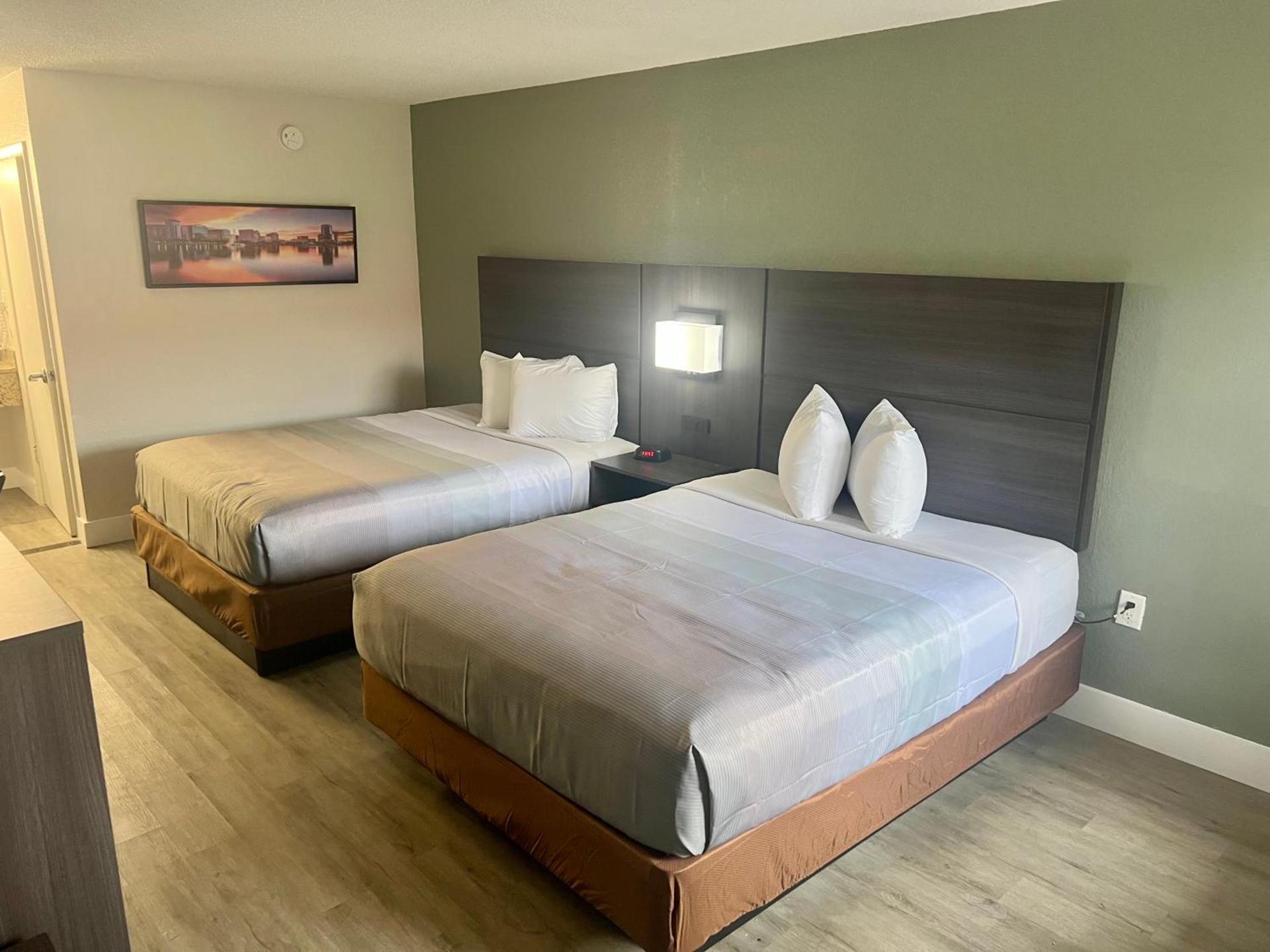 Quality Inn & Suites Orlando East - UCF Area photo 28